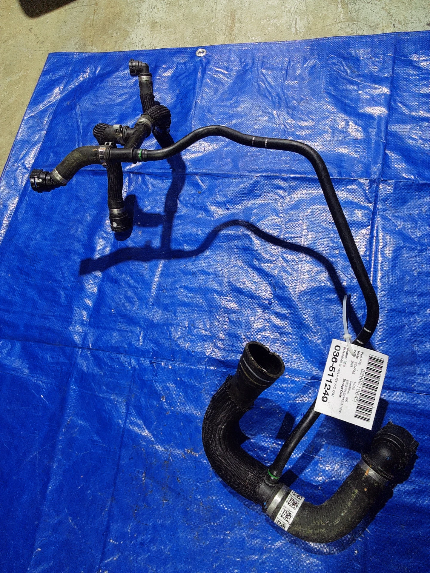 Lower Hose w/o Trailhawk · 1