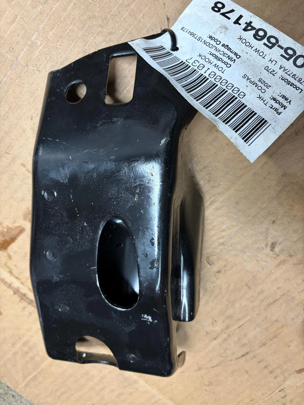 Lh Tow Hook · 1