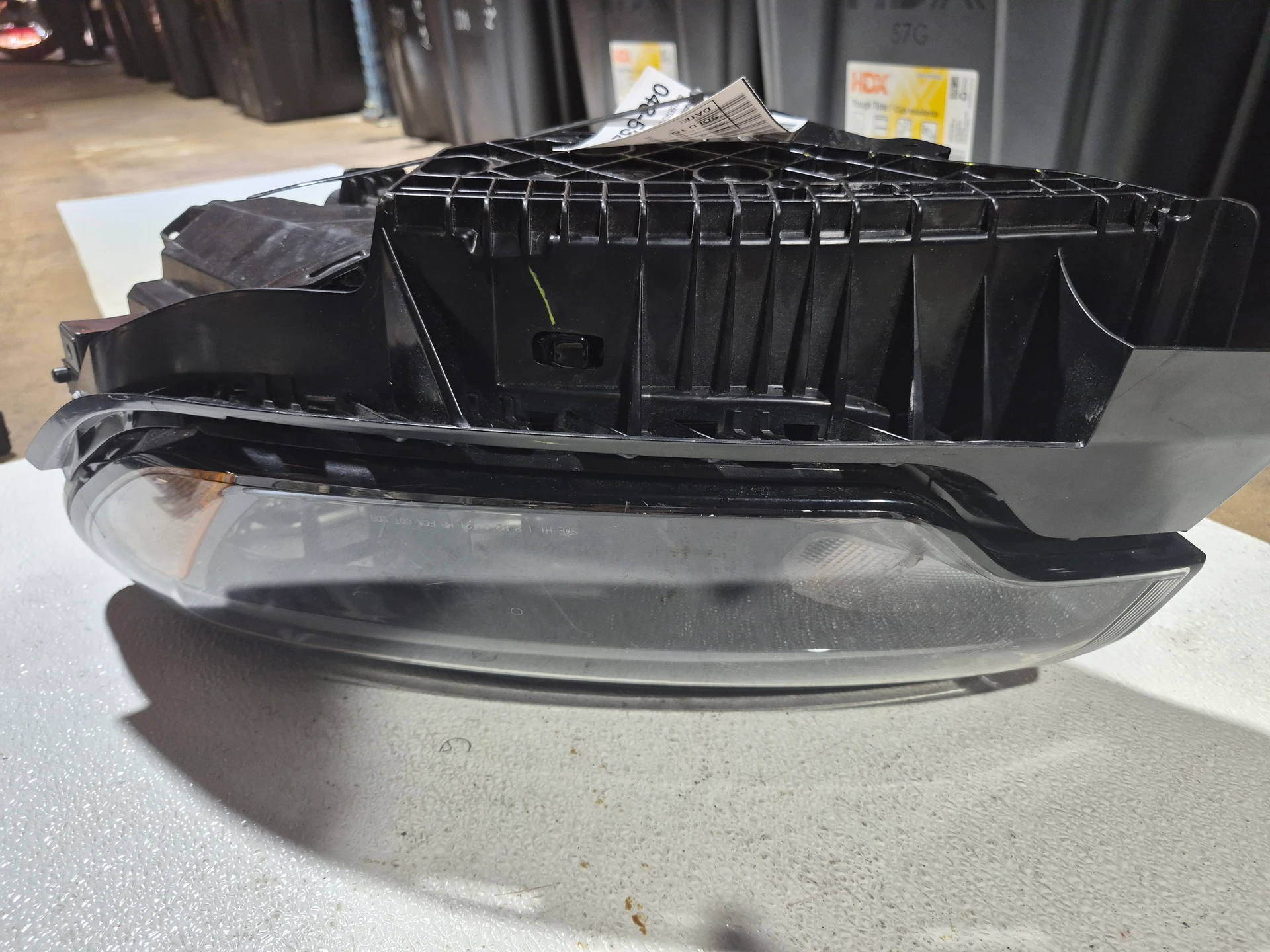 Lh Headlamp Assy · 1