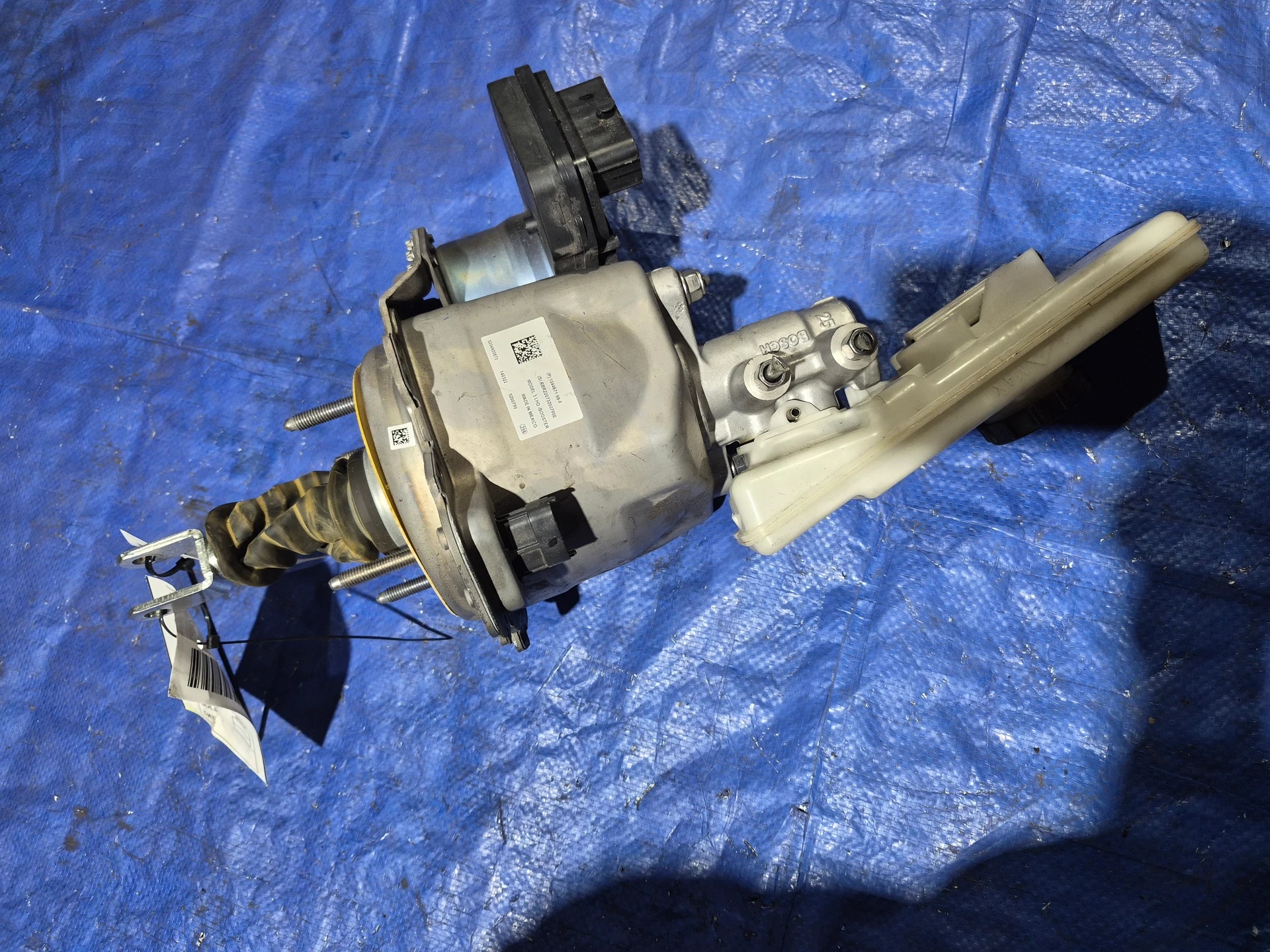 Lh Service Kit Master Cylinder · 1