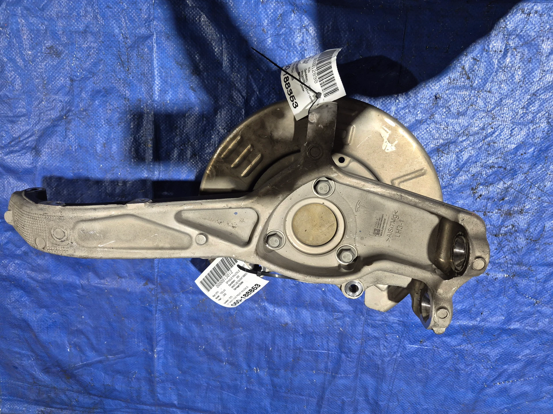 Lh Front Knuckle · 1