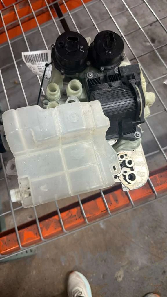 Supermanifold Assembly · 3