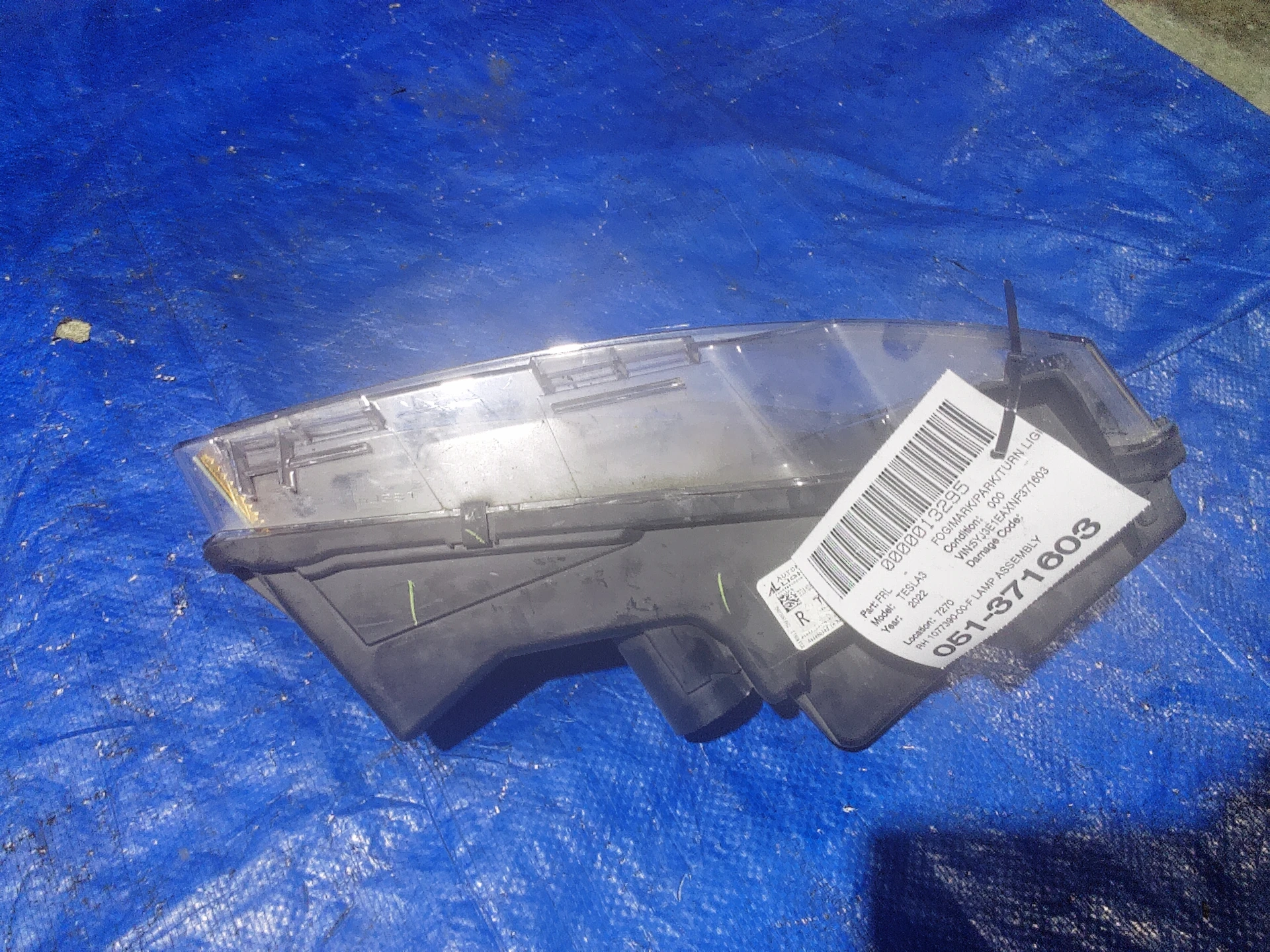 Rh Lamp Assembly Fascia Lampsae - Front · 1