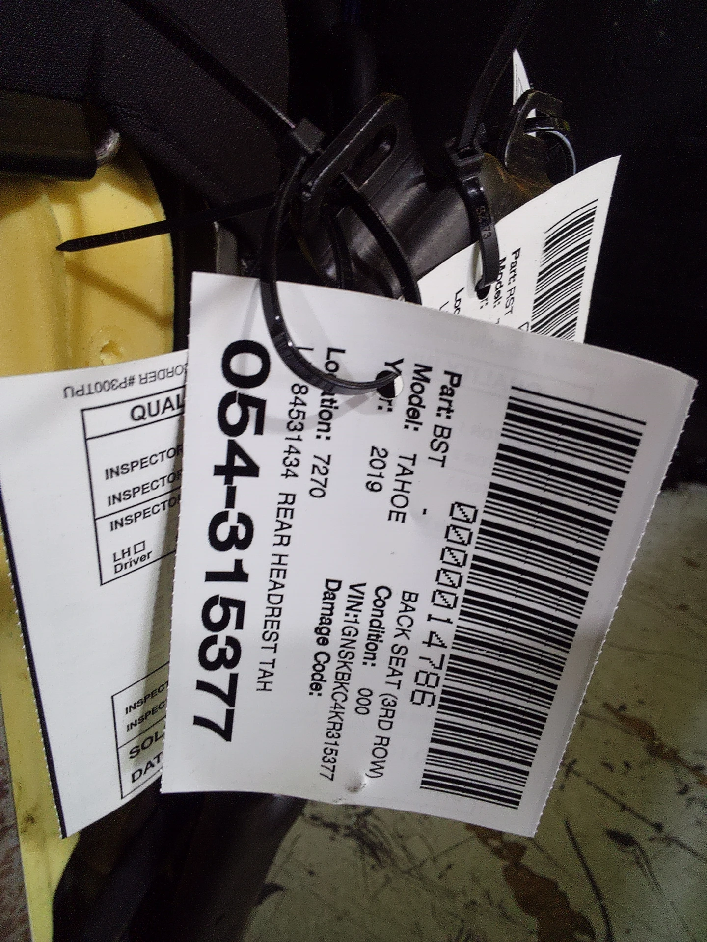Lh Rear Headrest Black · 2