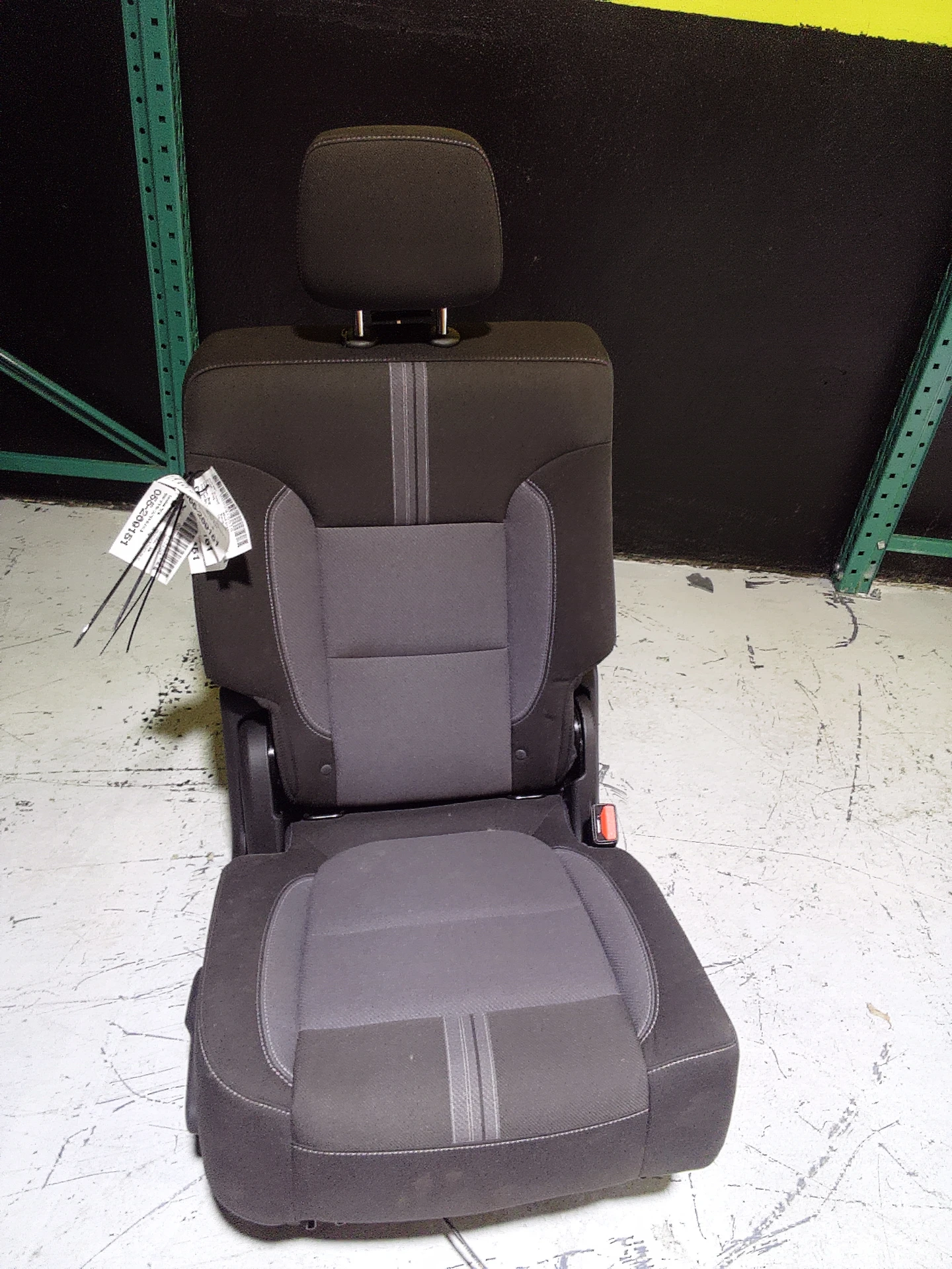 Rt Headrest L, Lt, Blazer, Cloth Black · 1