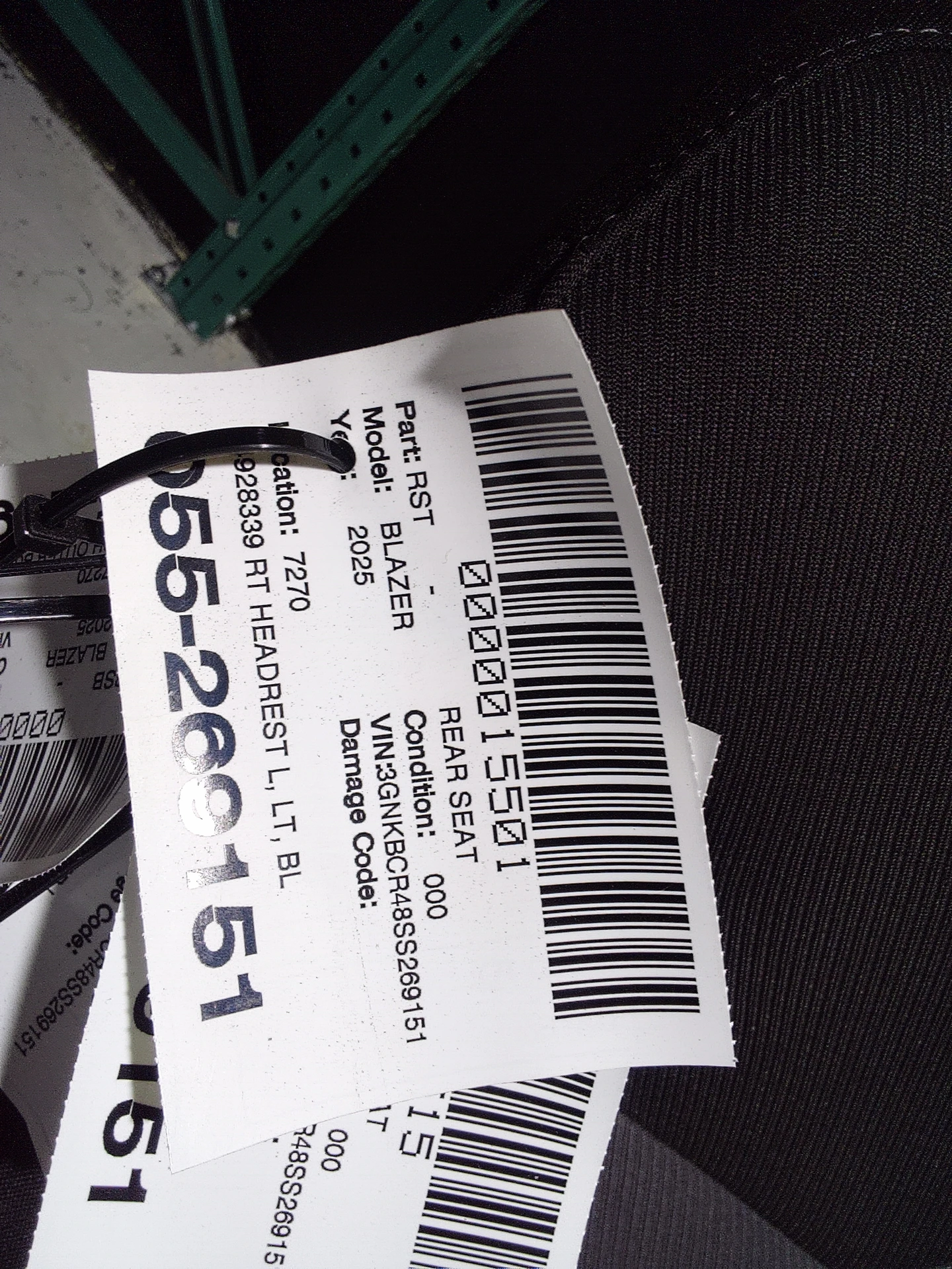 Rt Headrest L, Lt, Blazer, Cloth Black · 2