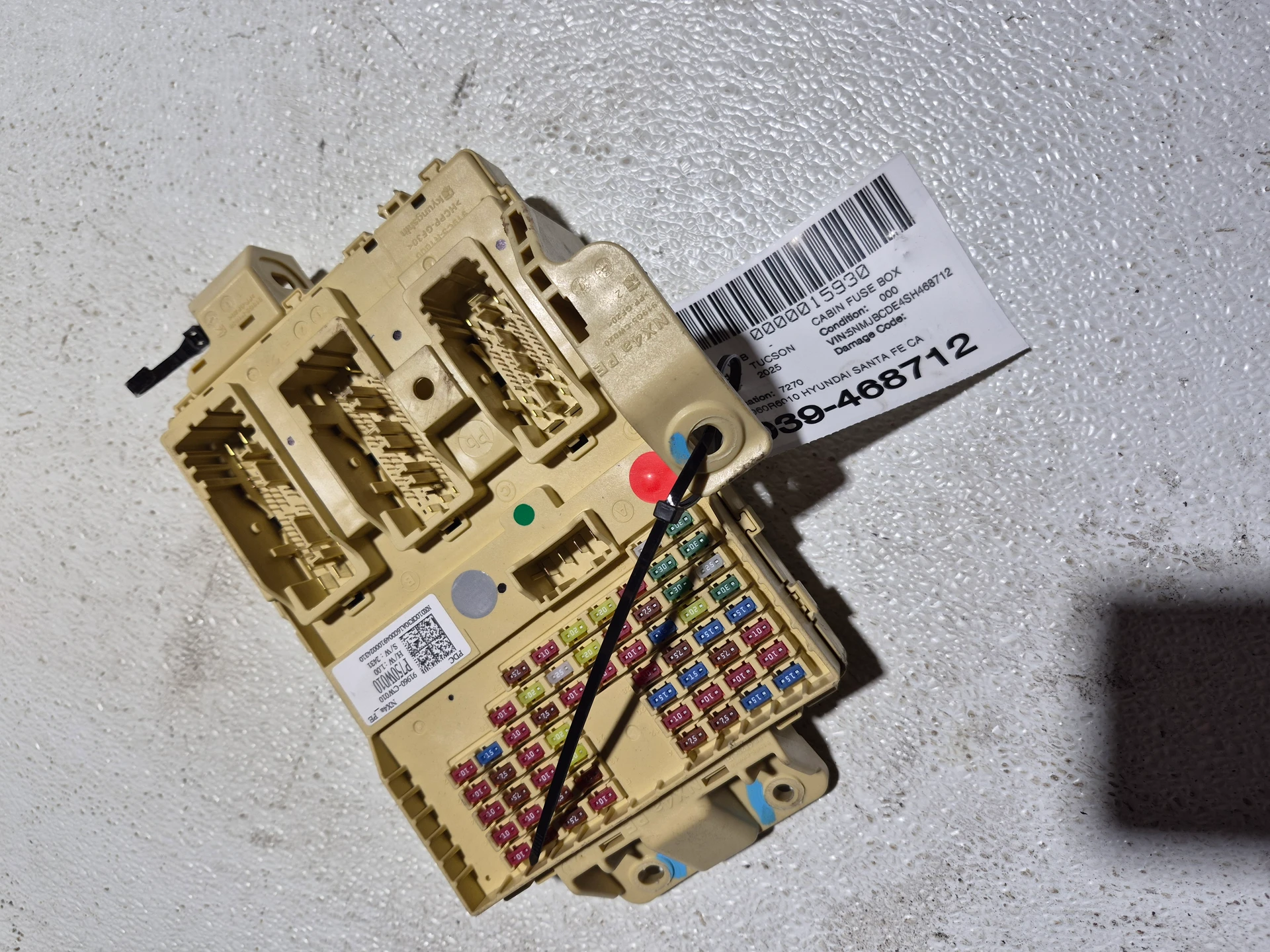 Cabin Fuse Box · 1