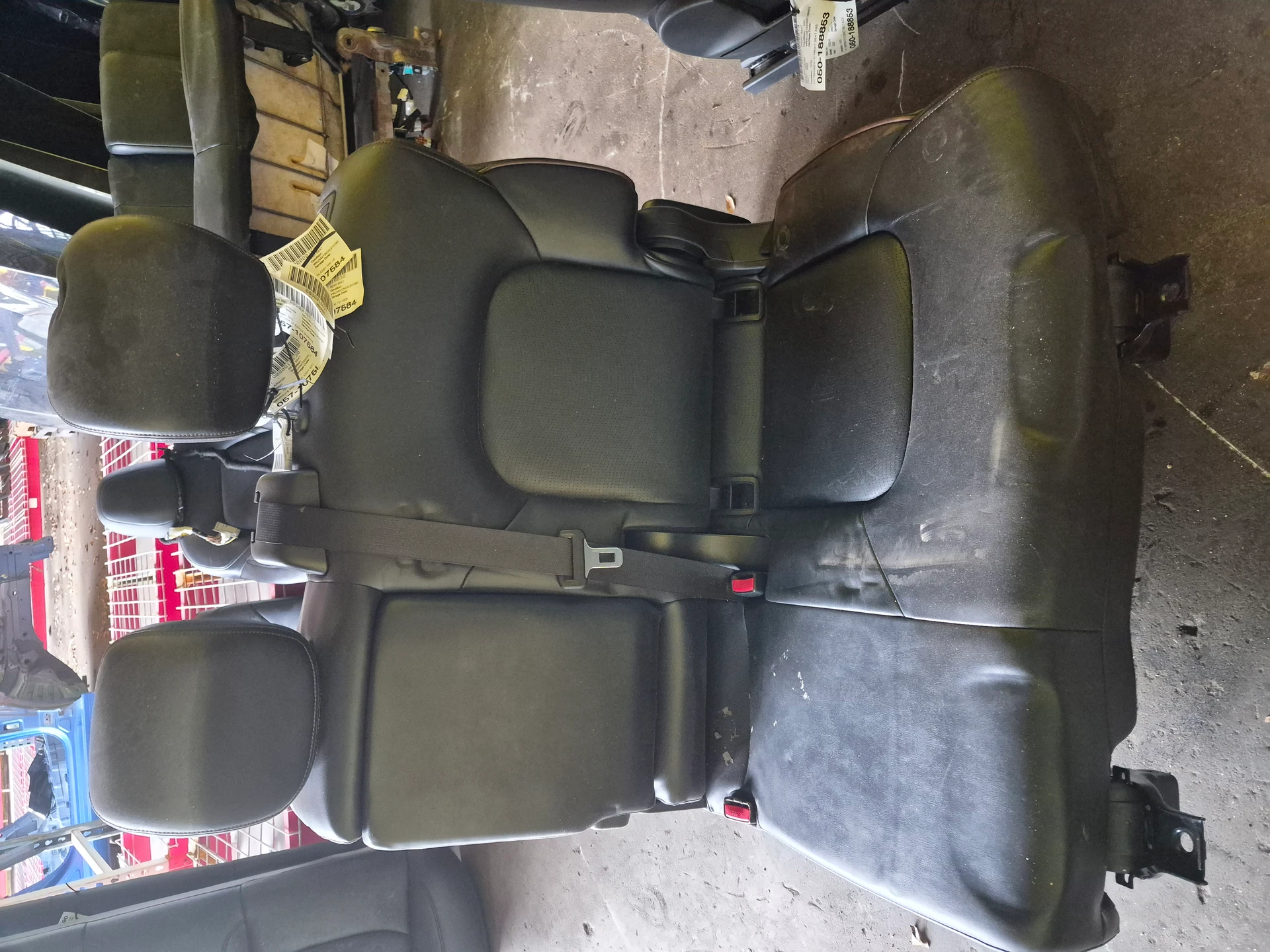 Headrest, Center w/o Leather Graphite Lh · 1