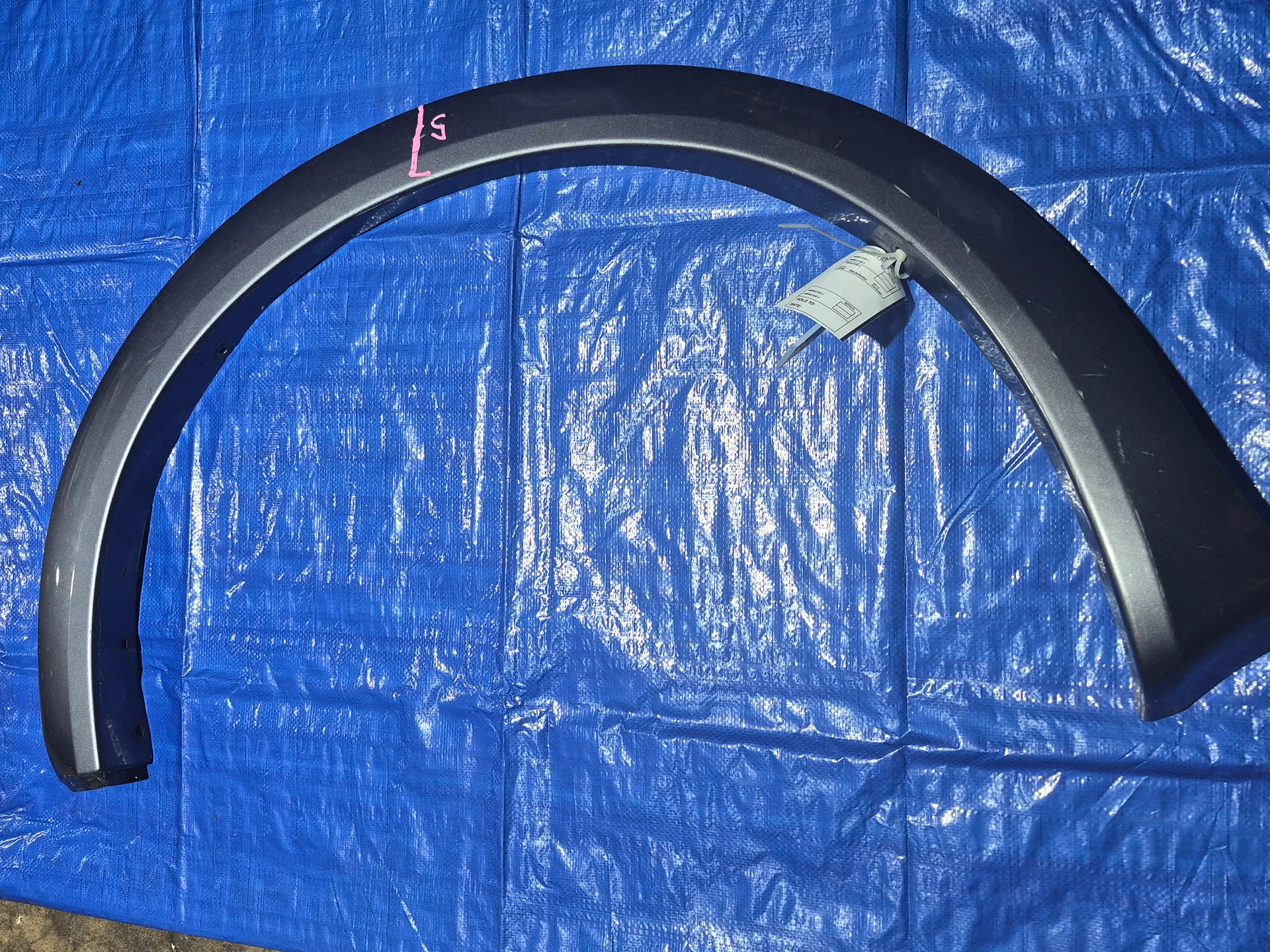Lh Rear Flare Black To 05/2022 · 1