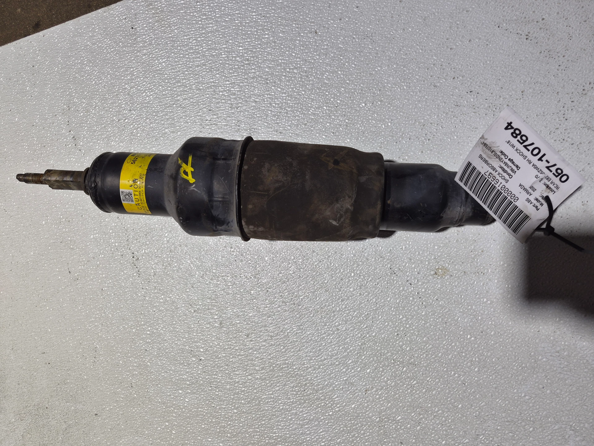 Rear Rh Shock W/18' Wheels · 1
