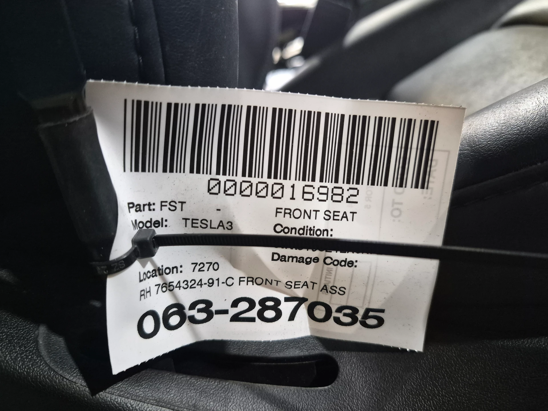 Rh Front Seat Assy · 2
