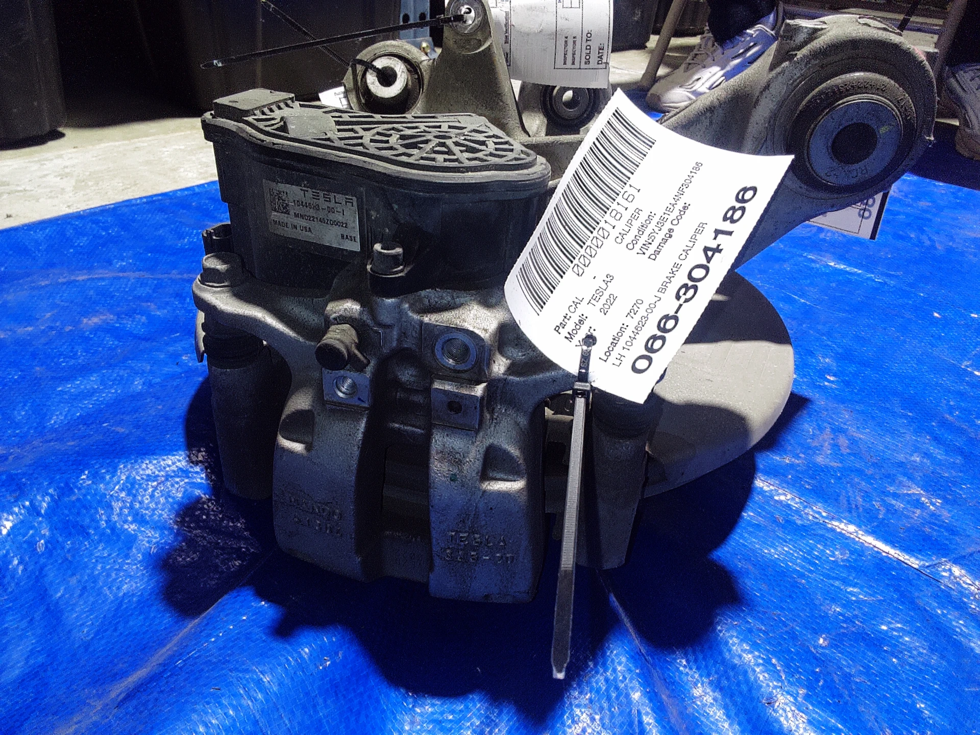 Lh Brake Caliper Rear · 1