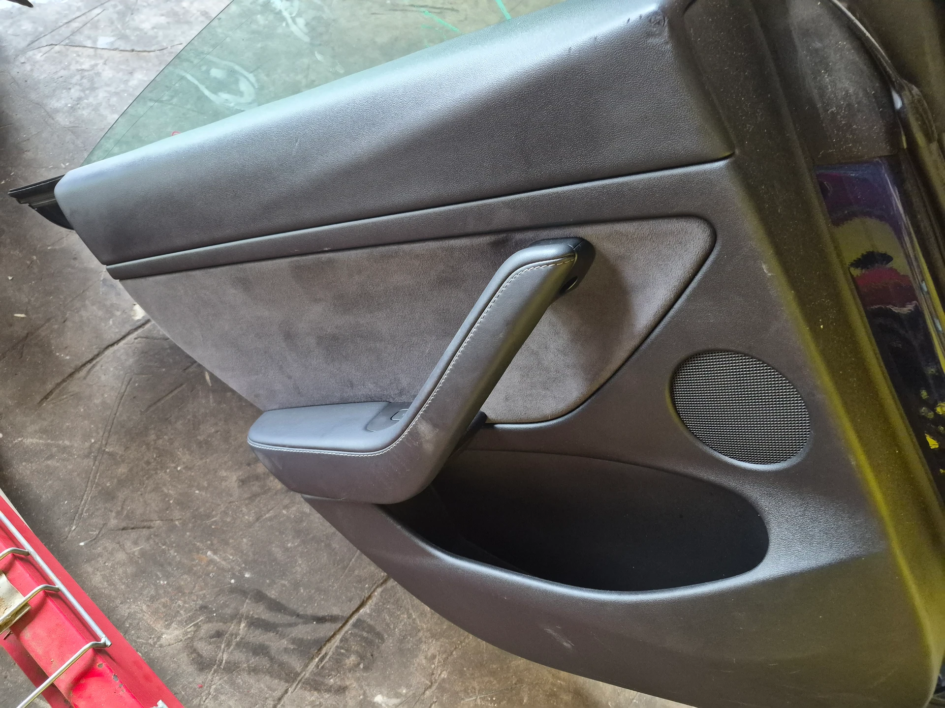 Lh Rear Door Assembly · 2
