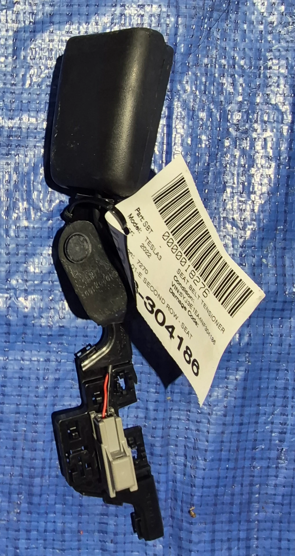 Rear Lh Second Row - Seat Belt Buckle - Left Hand - Black · 1