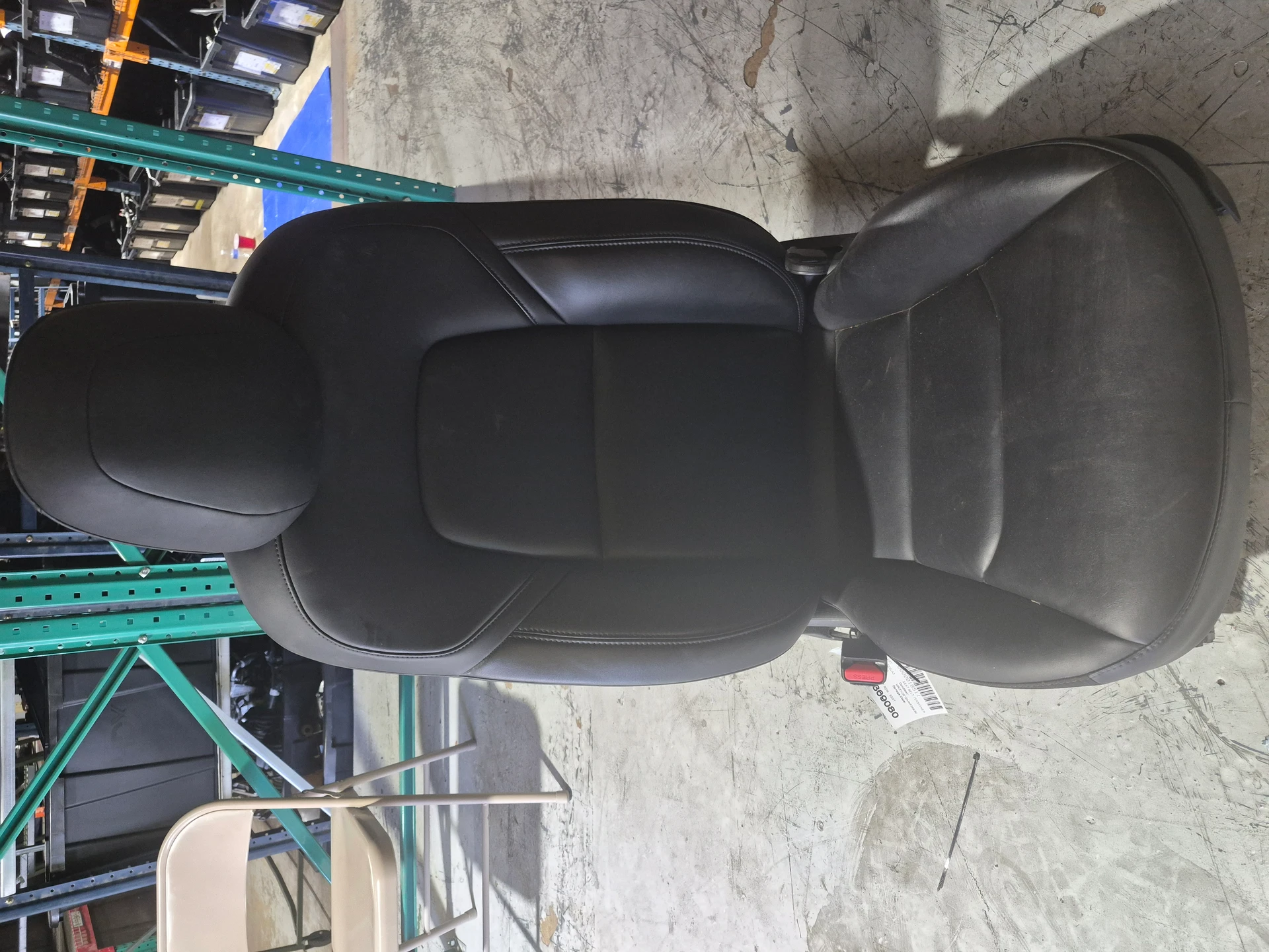 Lh Front Seat Assy · 1