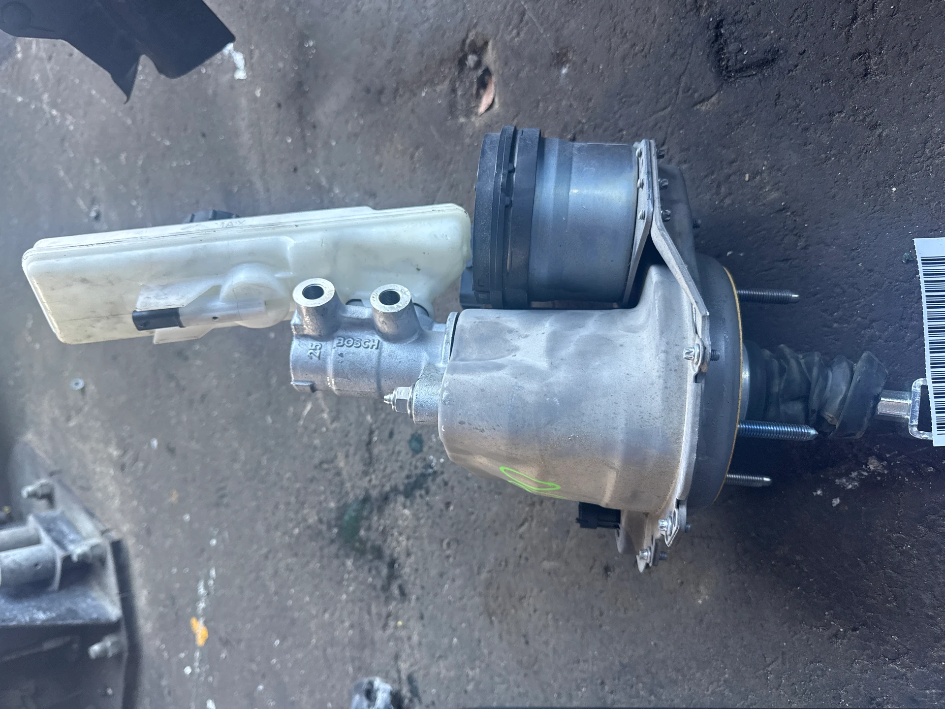 Lh Brake Booster and Master Cylinder Assembly - Left Hand Drive · 1