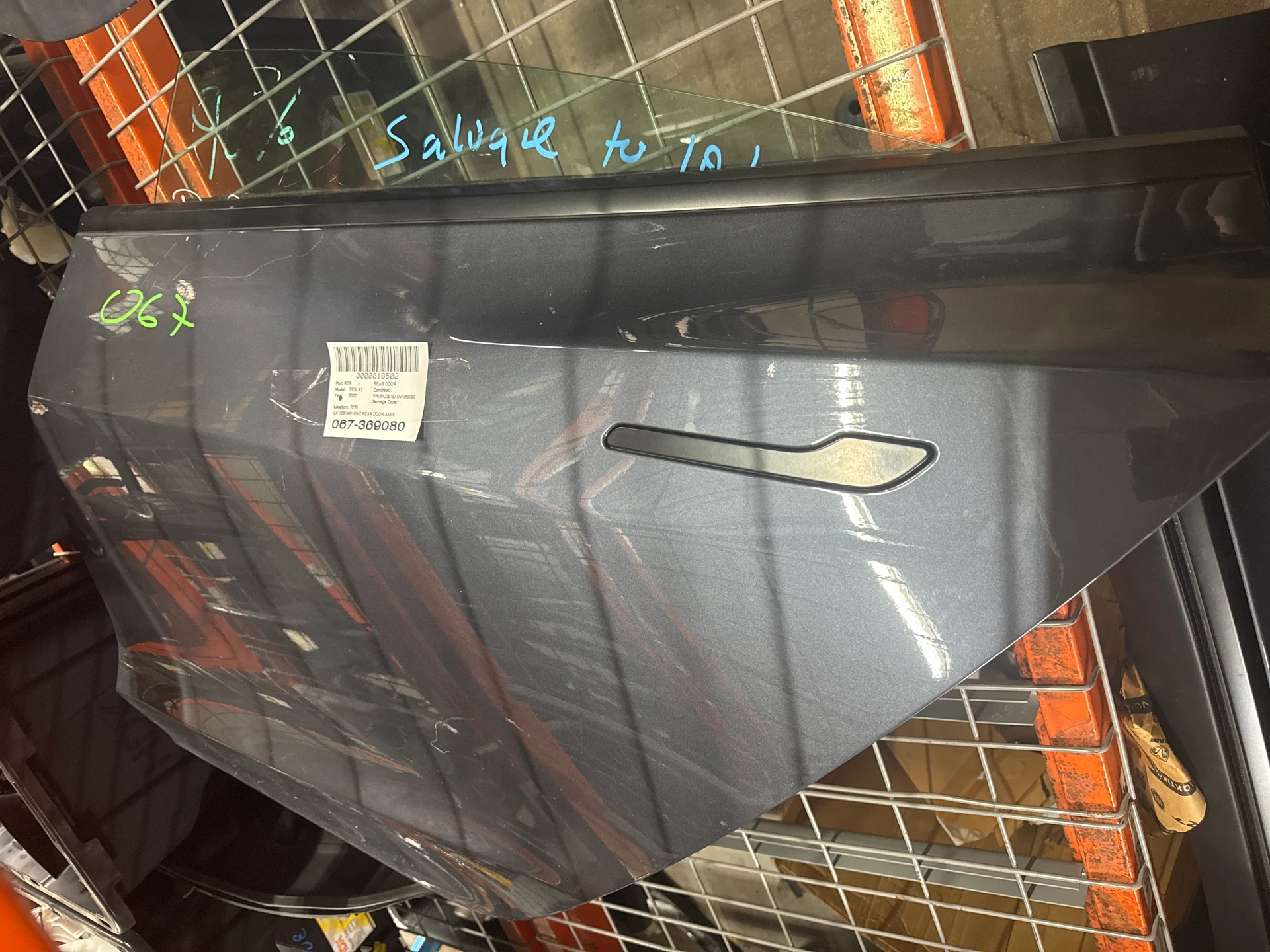 Lh Rear Door Assembly · 1