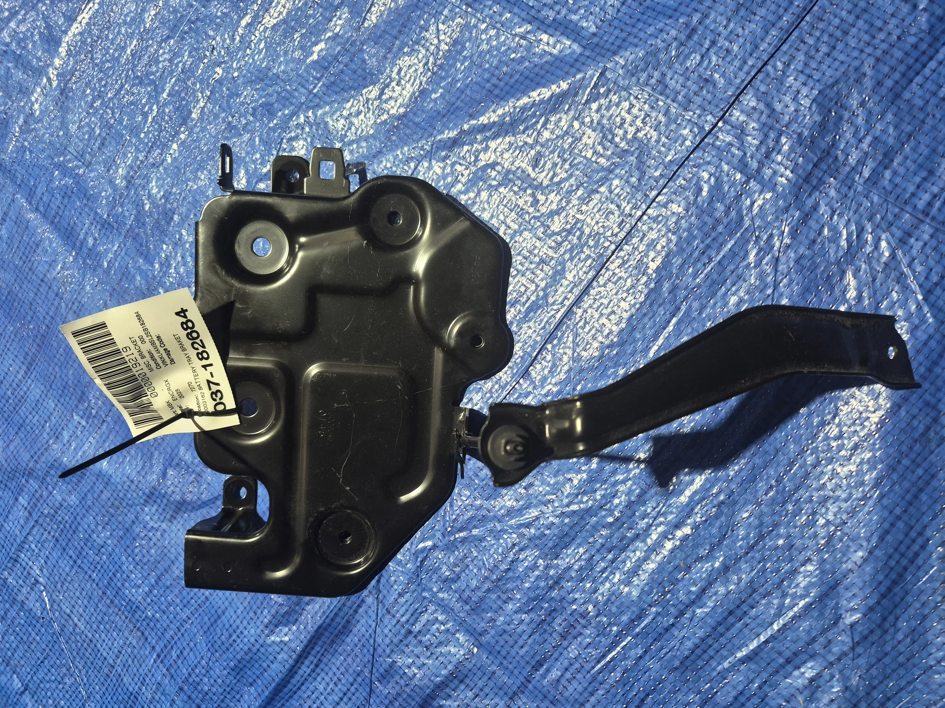 Battery Tray Bracket · 1