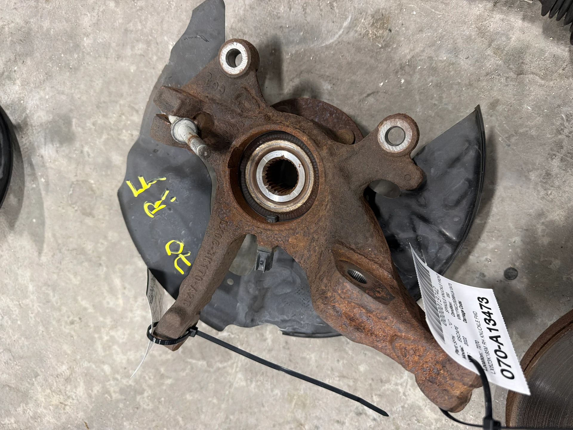 Rh Knuckle Fwd · 1