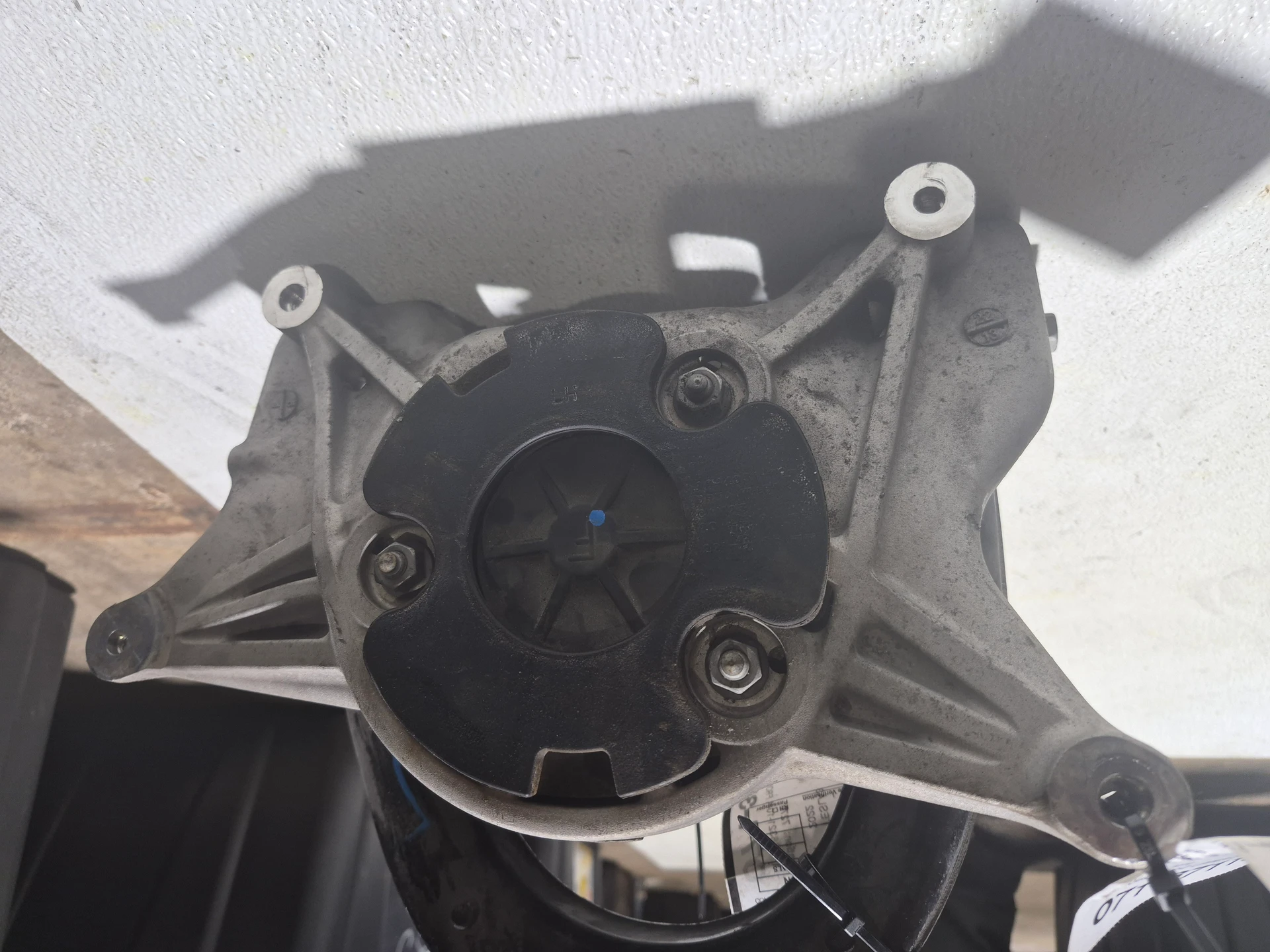 Lh Upper Control Arm · 2