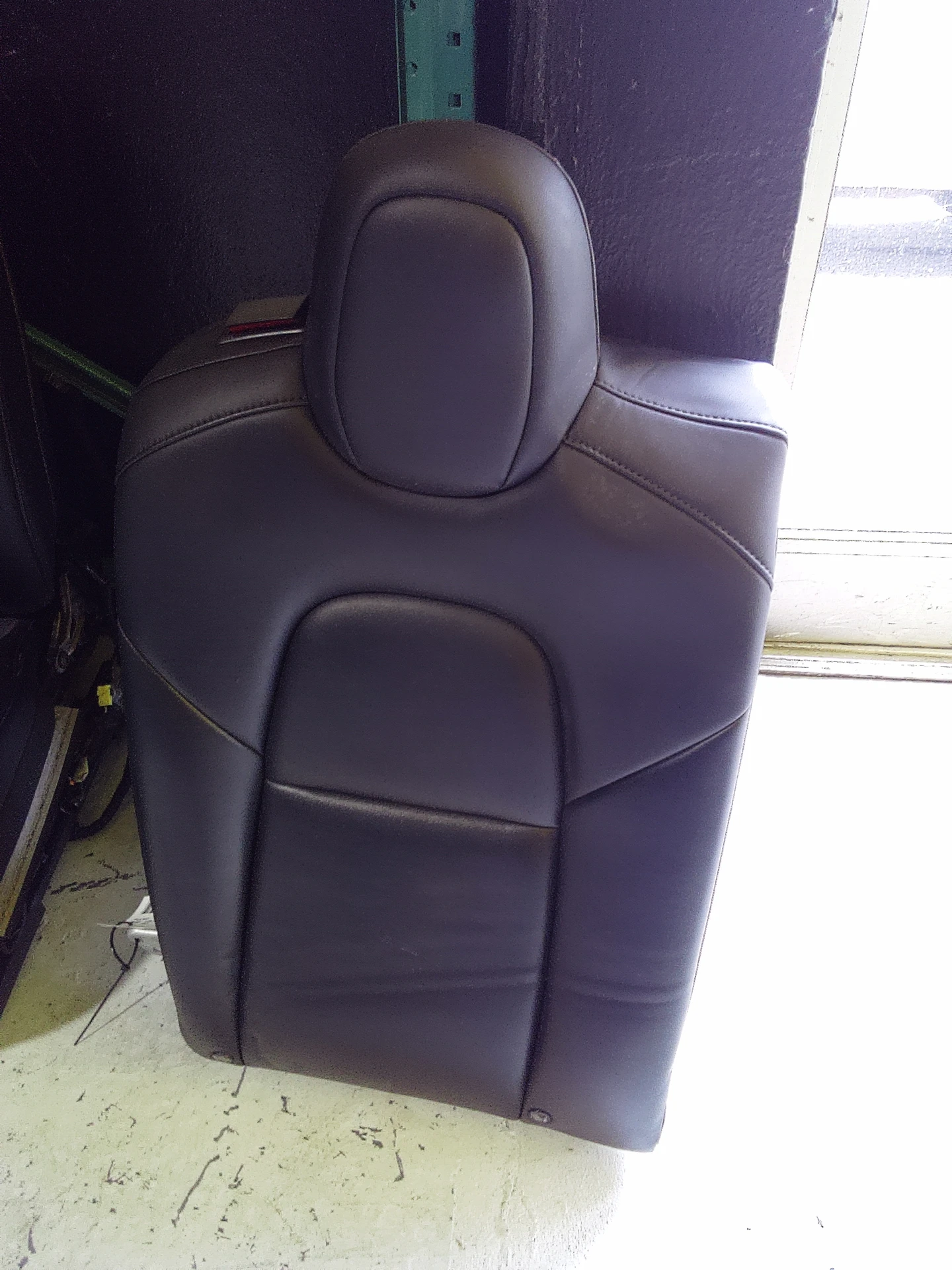Back Seat Assy · 3