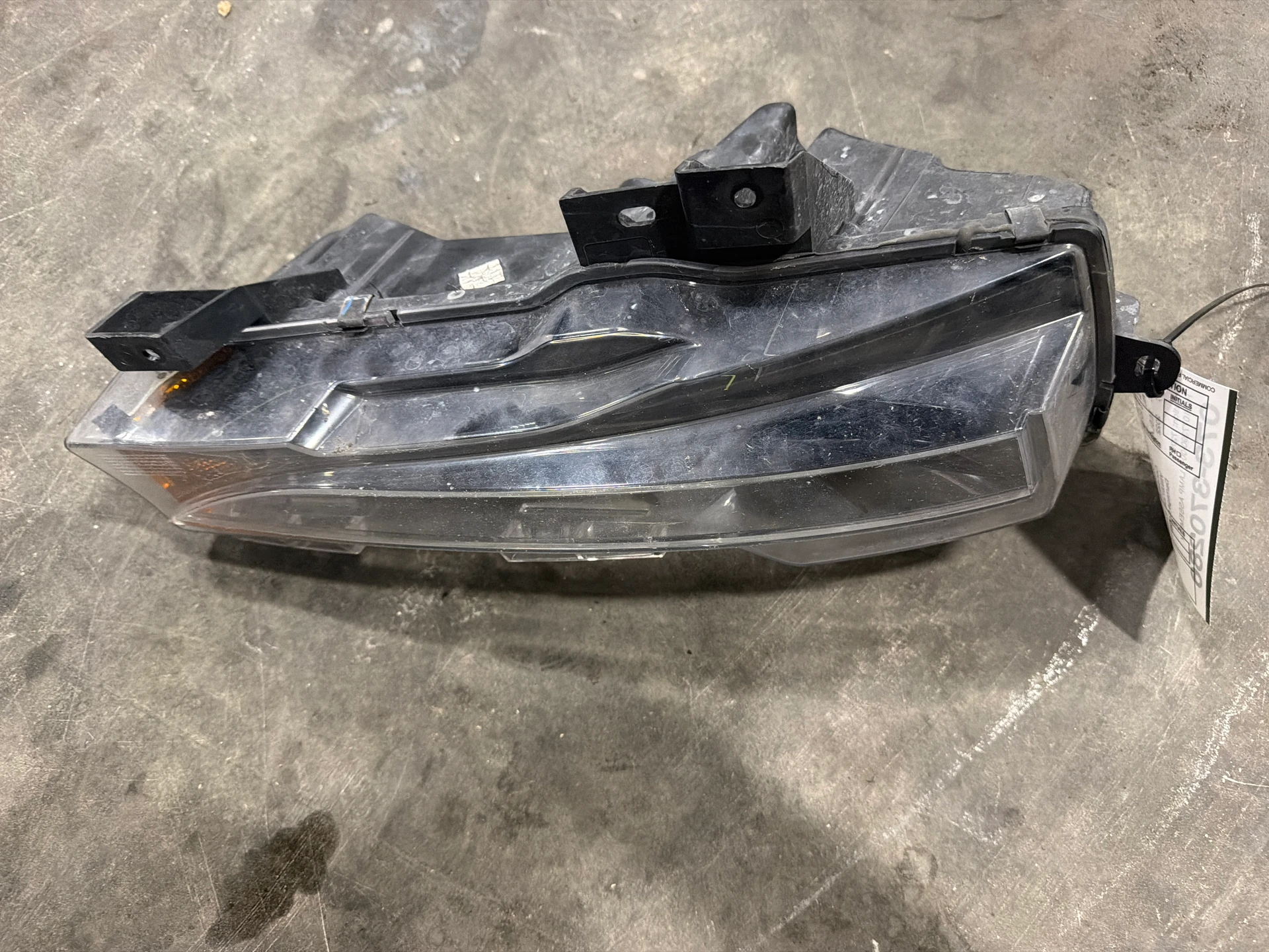 Rh Lamp Assembly Fascia Lampsae - Front · 1