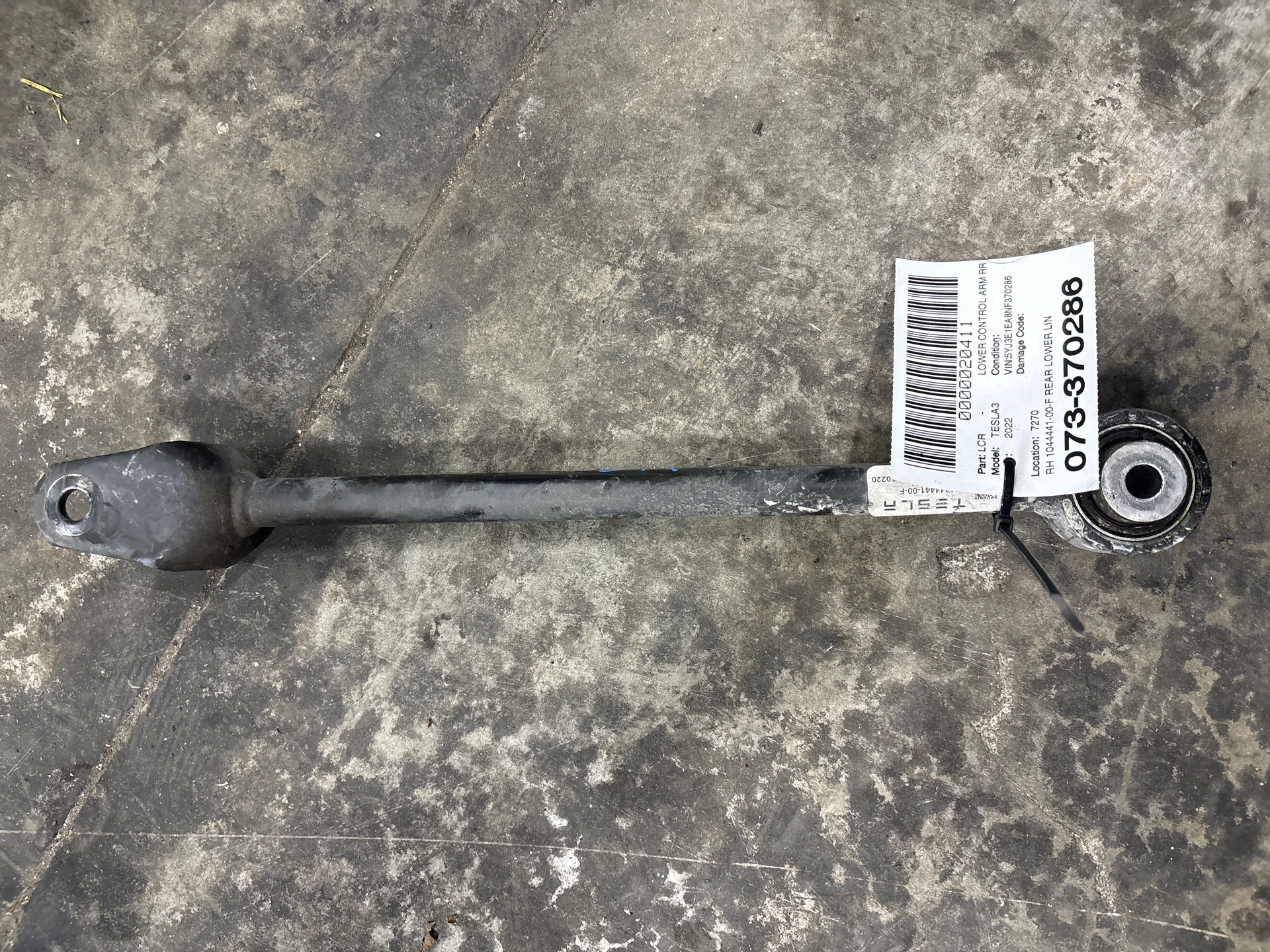 Rh Rear Lower Link Assy · 1