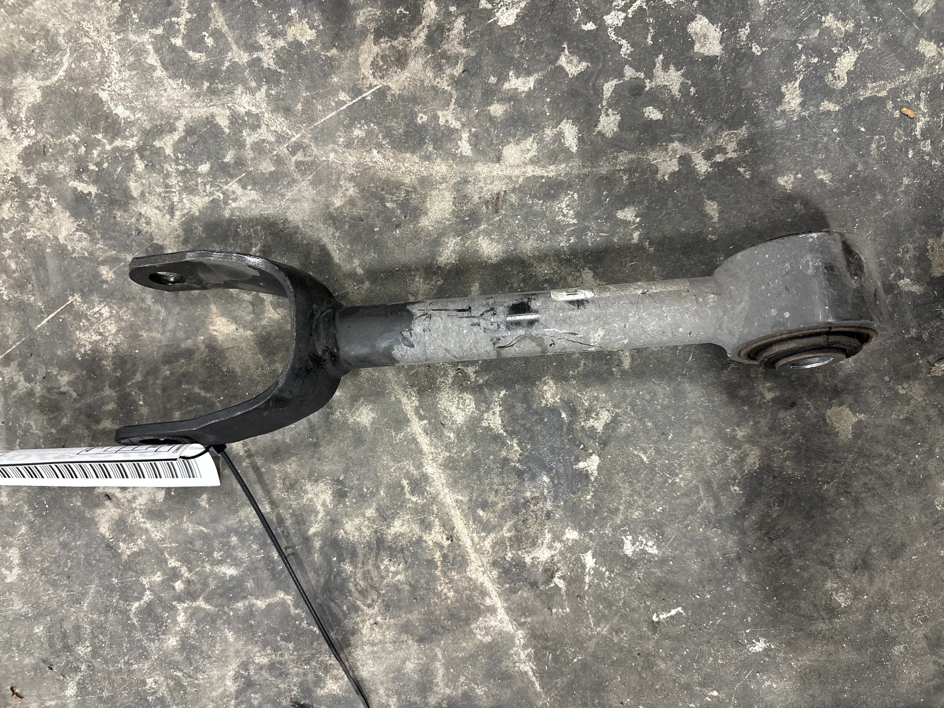 Rh Rear Upper Aft Link Assy · 1