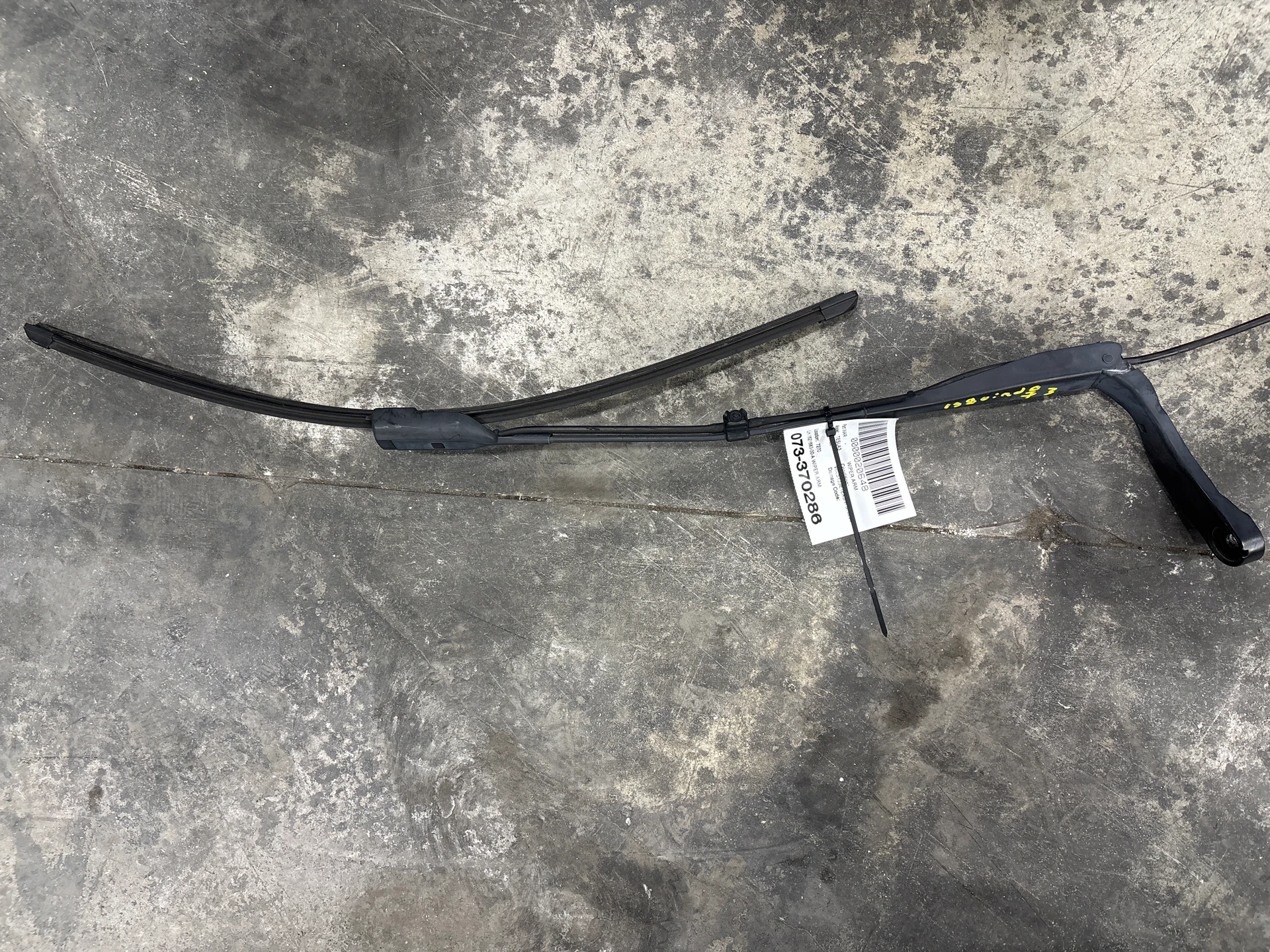 Lh Wiper Arm · 1