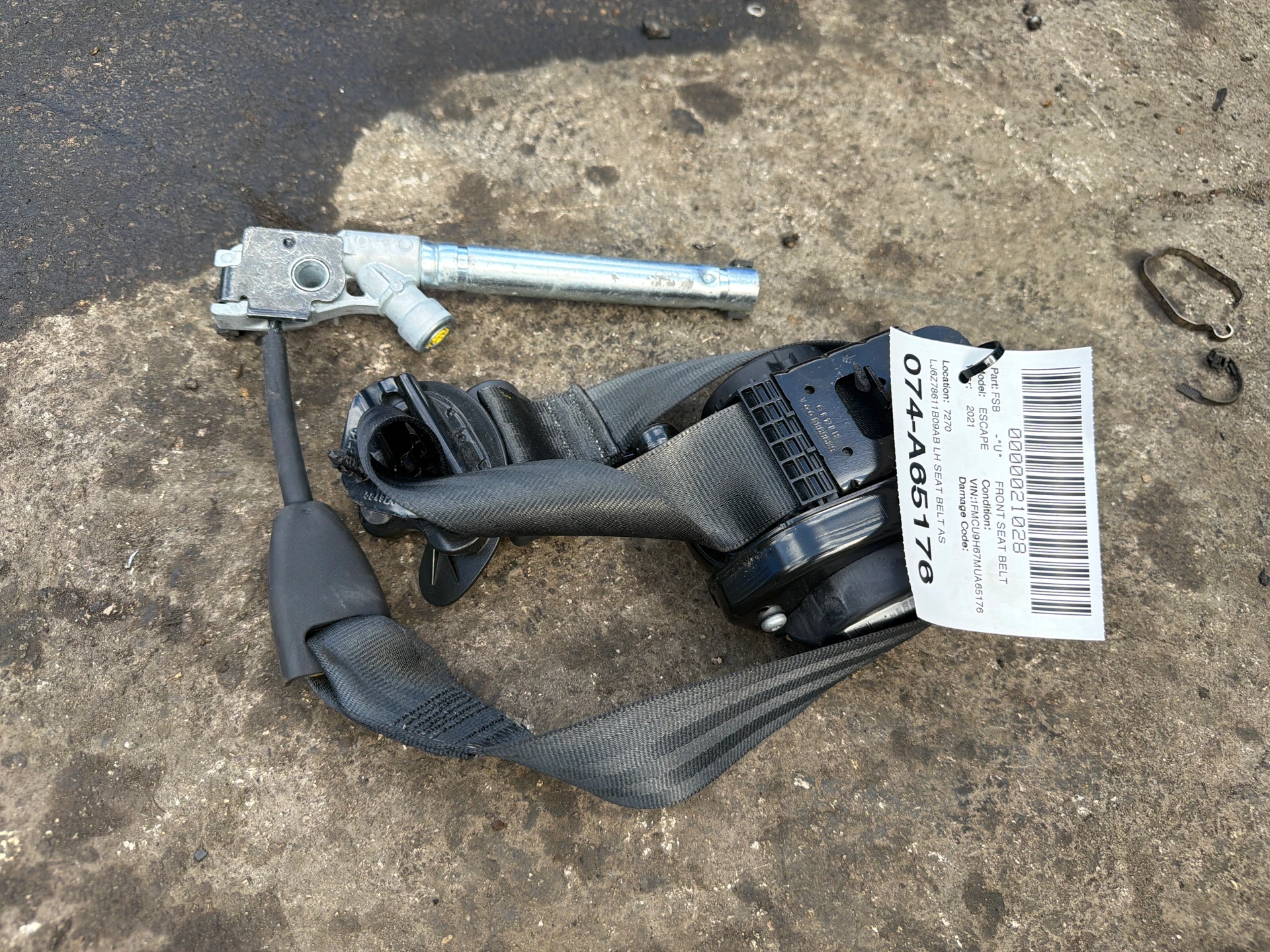 Lh Seat Belt Assy · 1