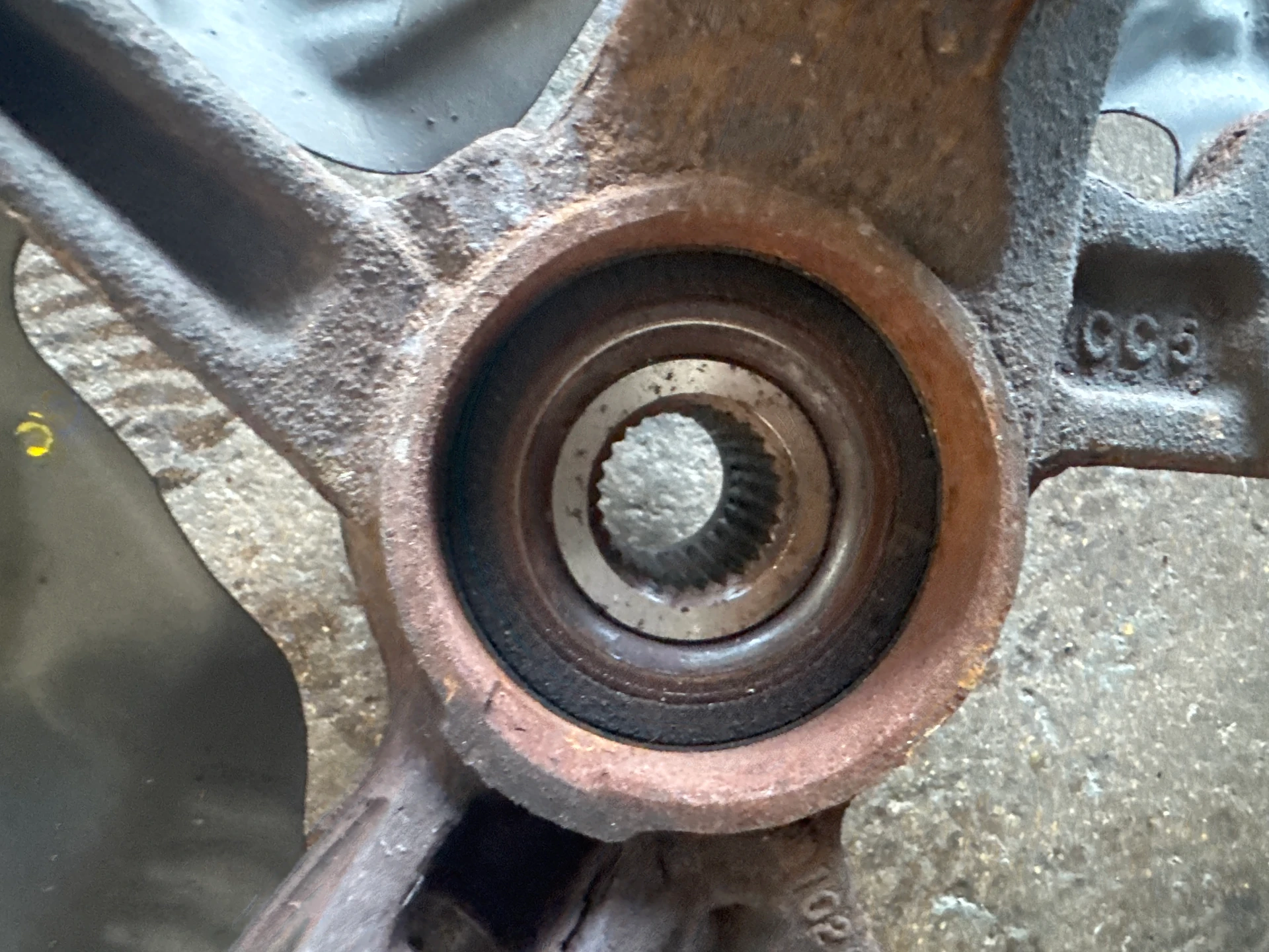 Lh Hub Assy · 1