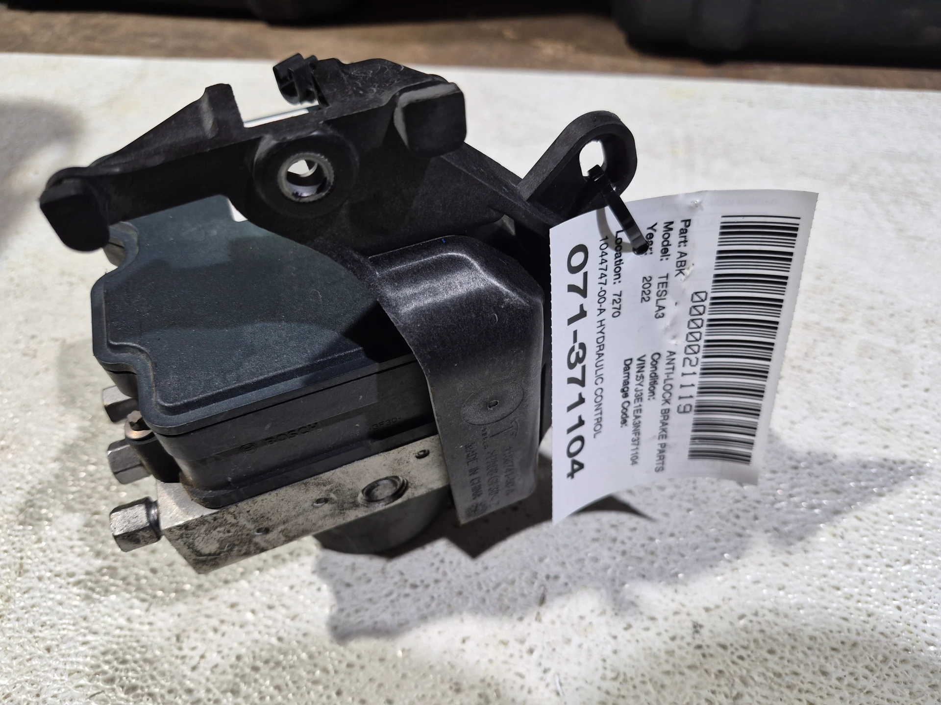 Hydraulic Control Unit · 1