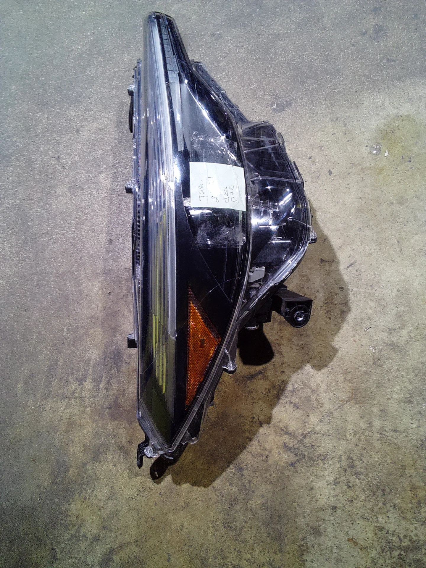 Rh Headlamp Assy Xle, Xse w/o Adaptive Lamps · 1