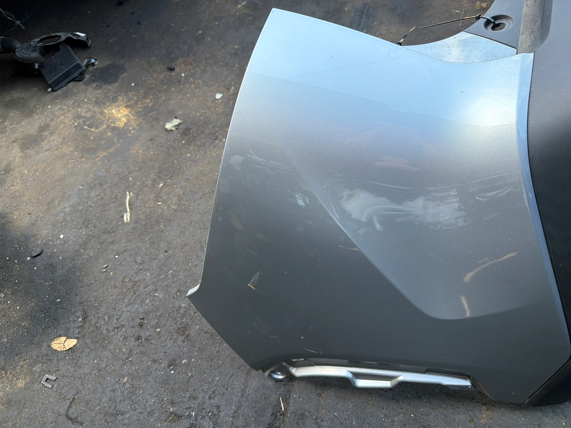 Lh Side Cover · 1