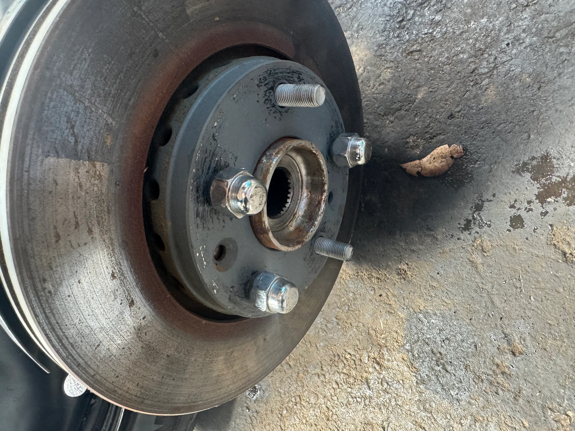 Rh Front Rotor · 1