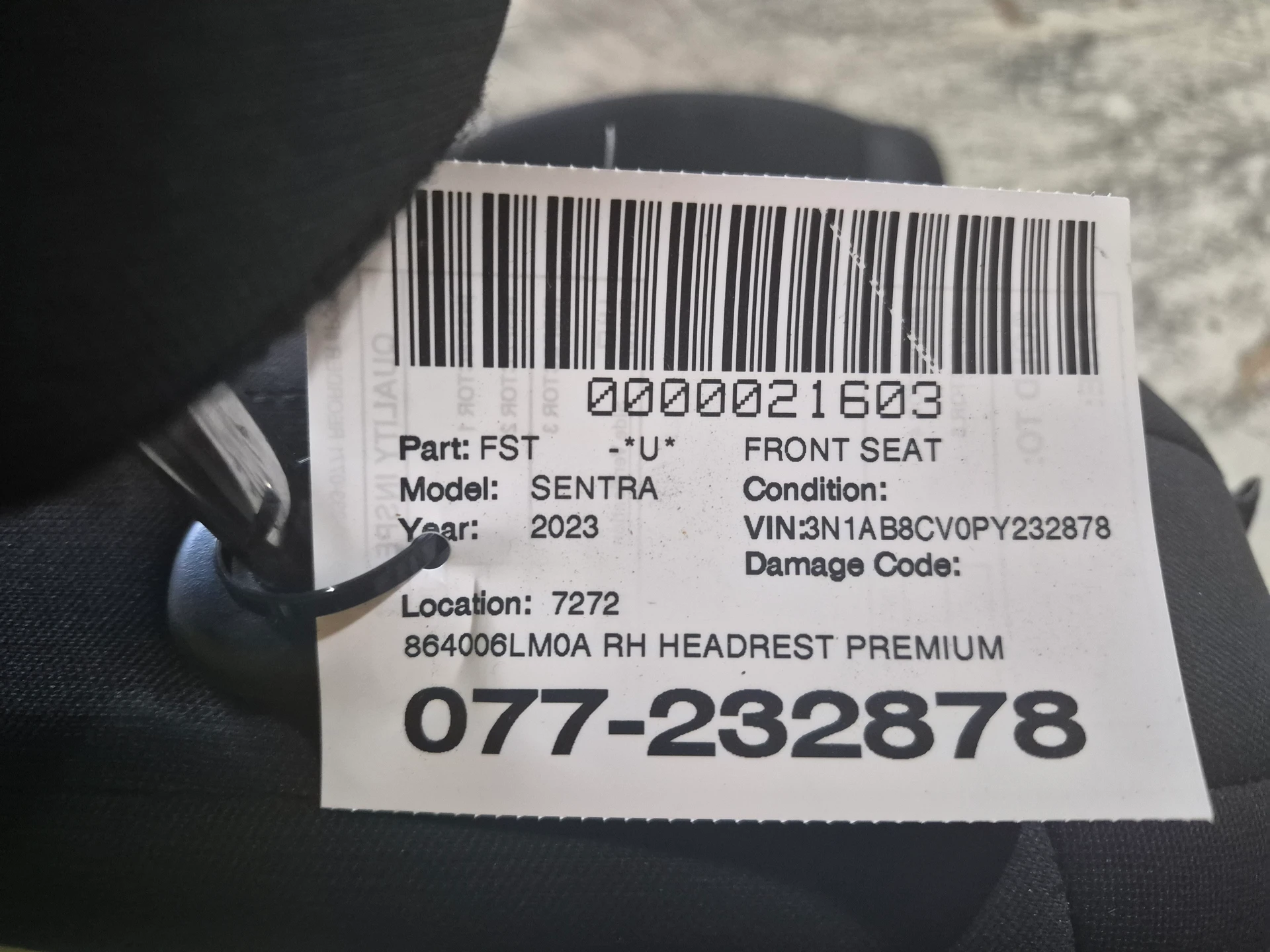 Rh Headrest Premium Cloth · 2