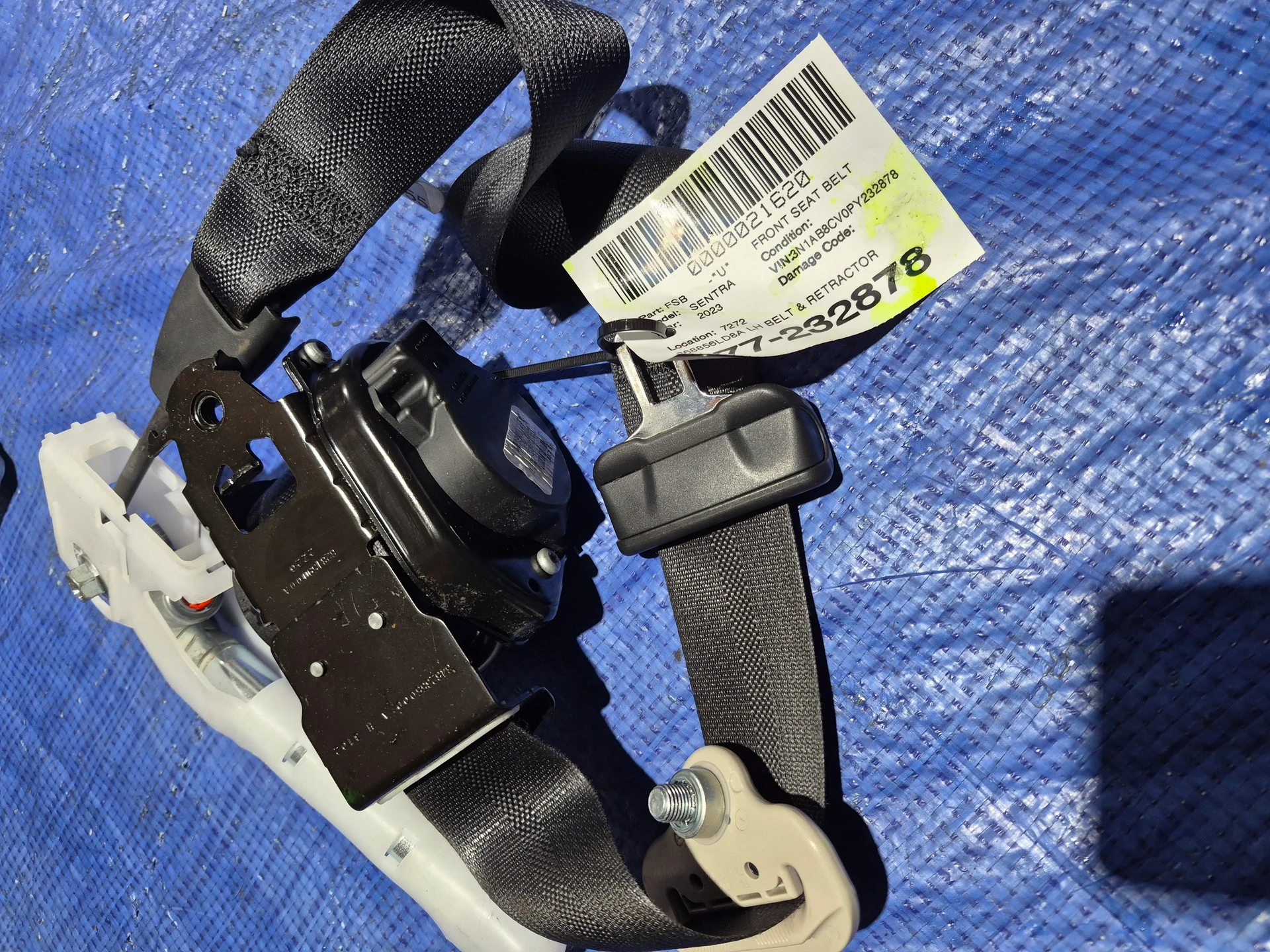 Lh Belt & Retractor · 1