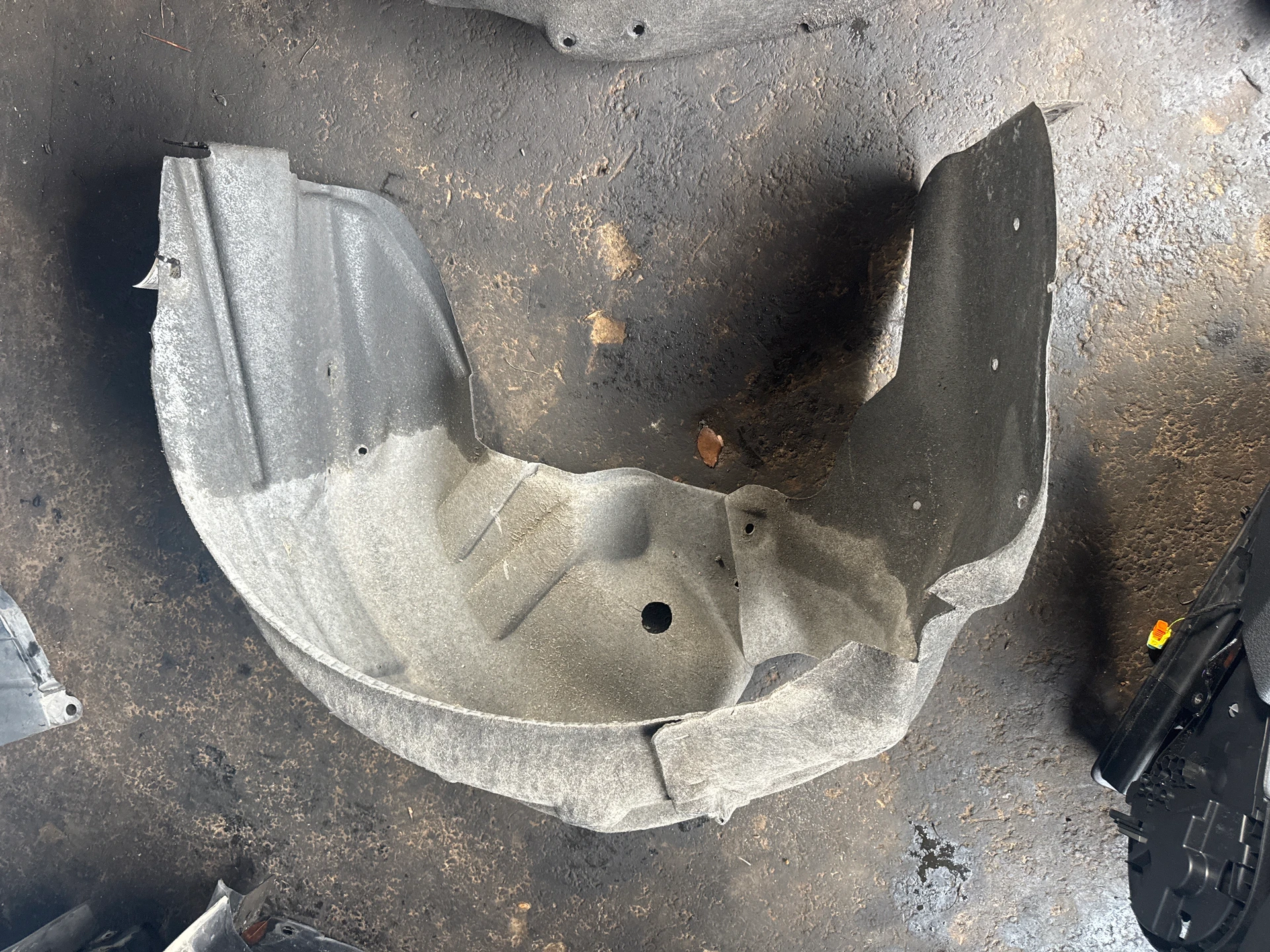 Rh Wheelhouse Liner · 1