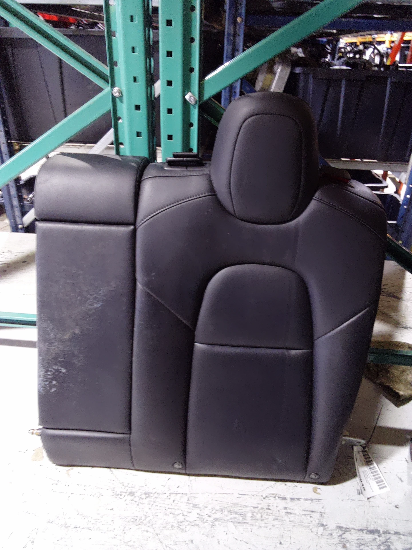 Back Seat Assy · 3