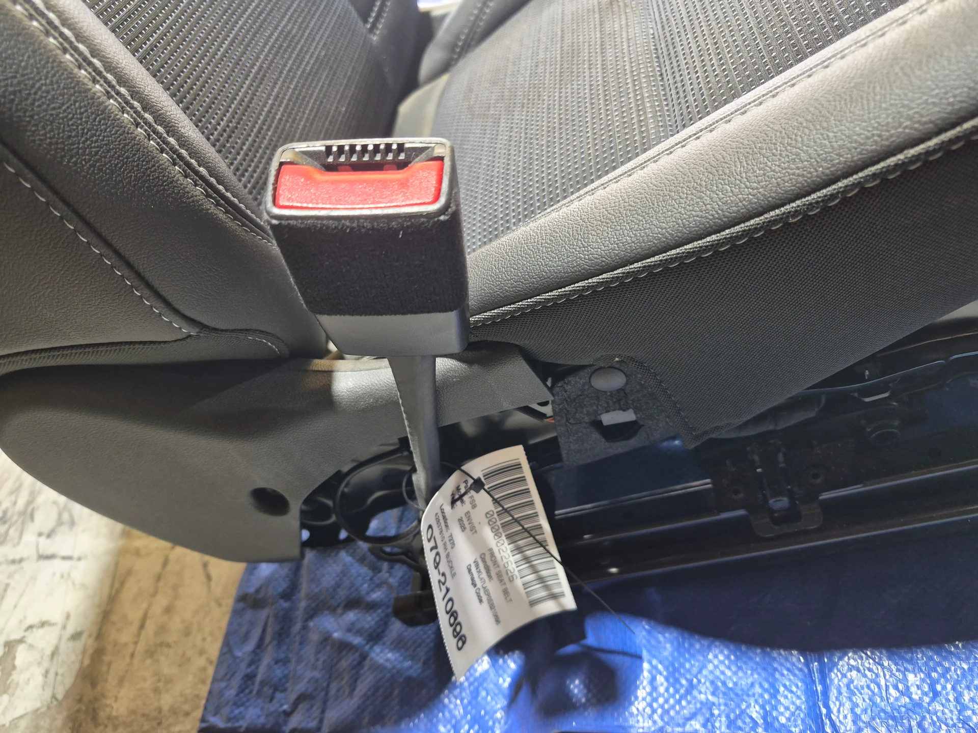 Rh Buckle · 1