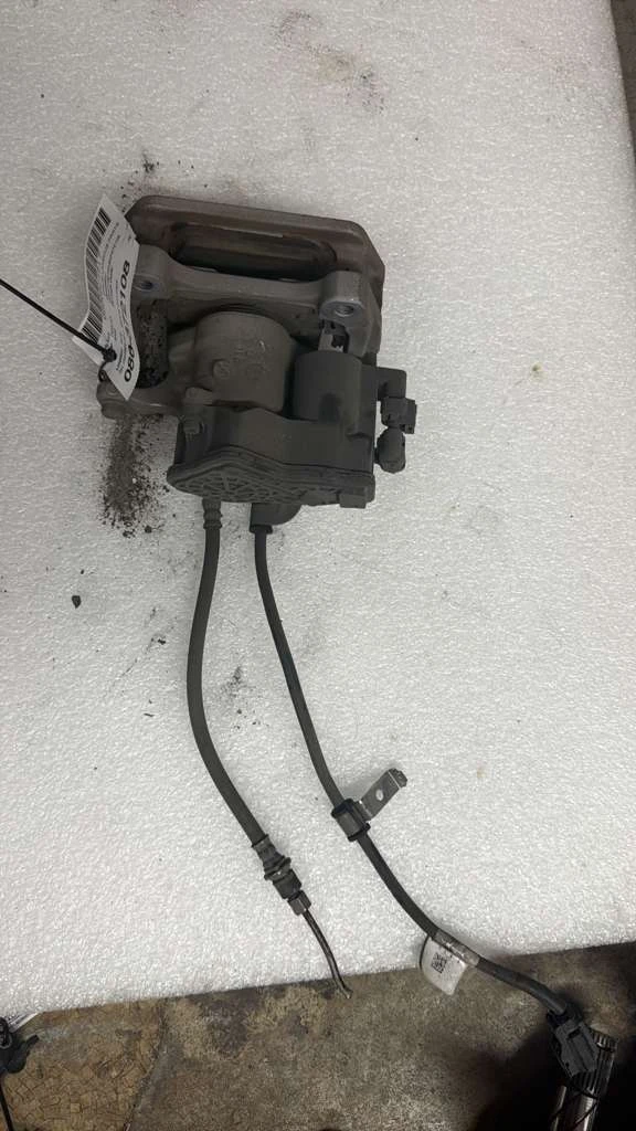 Rh Brake Caliper Rear · 2