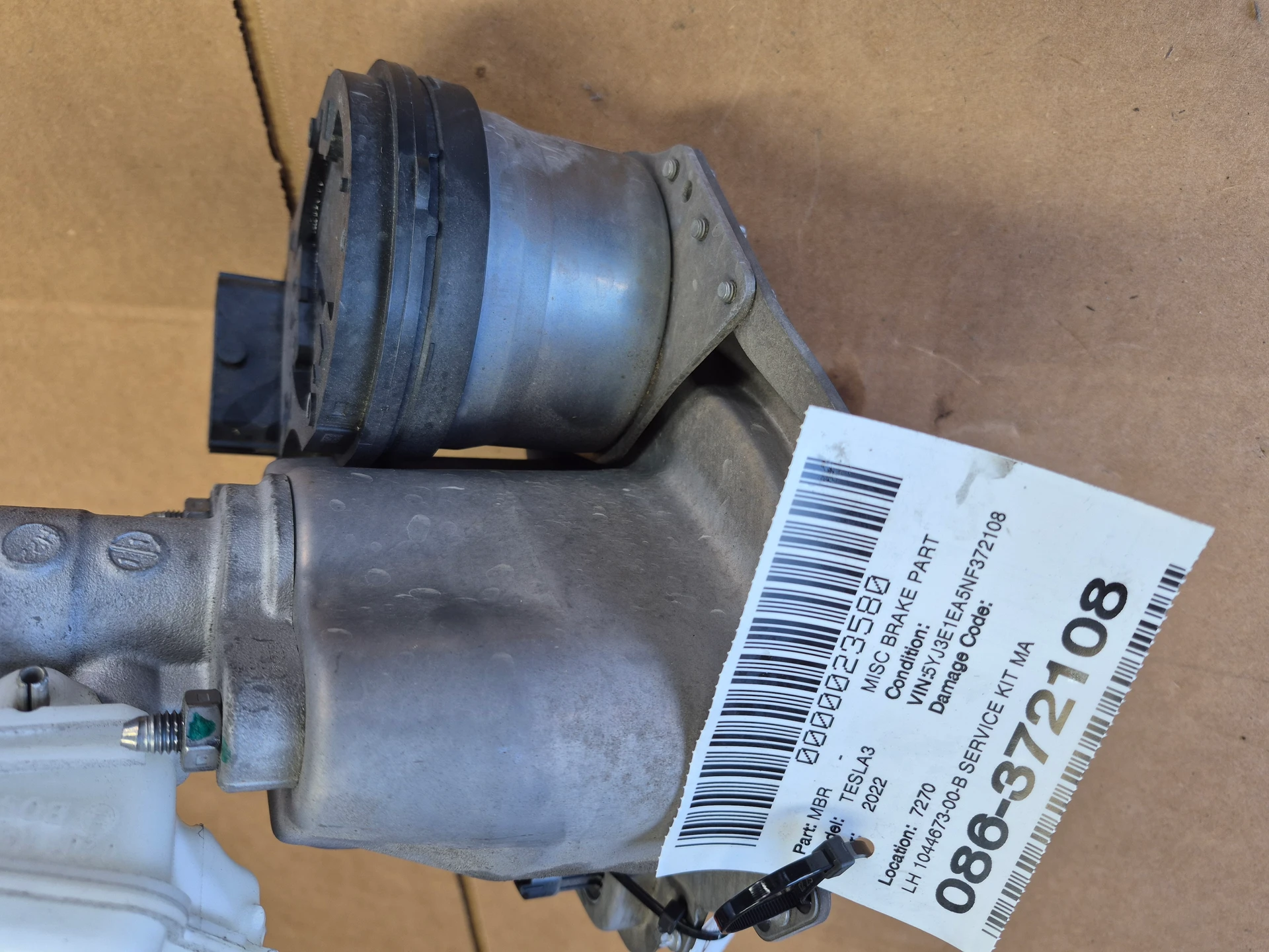 Lh Brake Booster and Master Cylinder Assembly - Left Hand Drive · 3