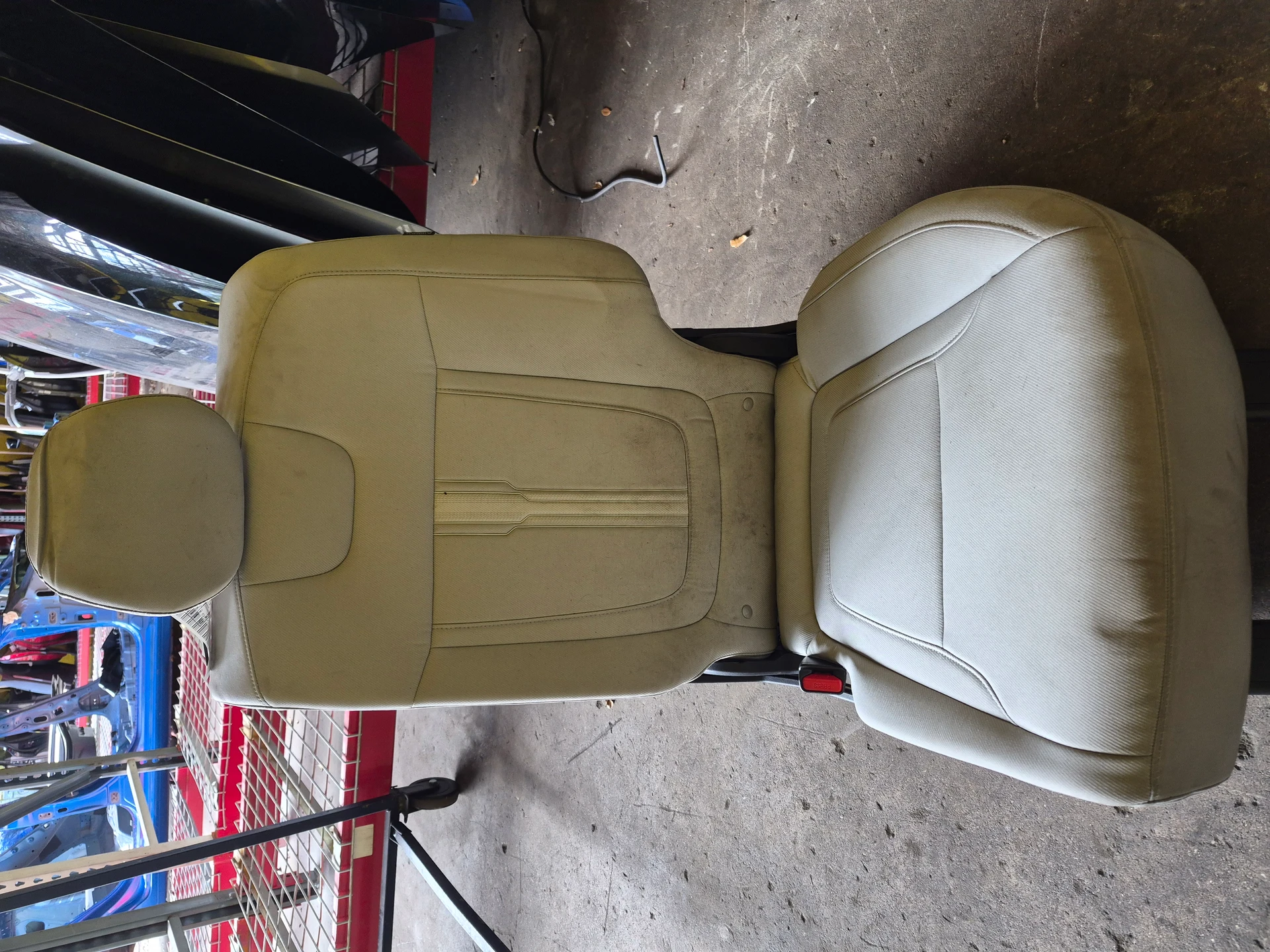 Lh Rear Seat Back Frame · 2