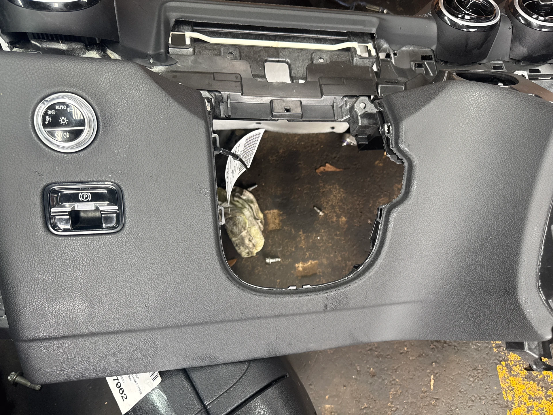 Lh Trim Panel · 1