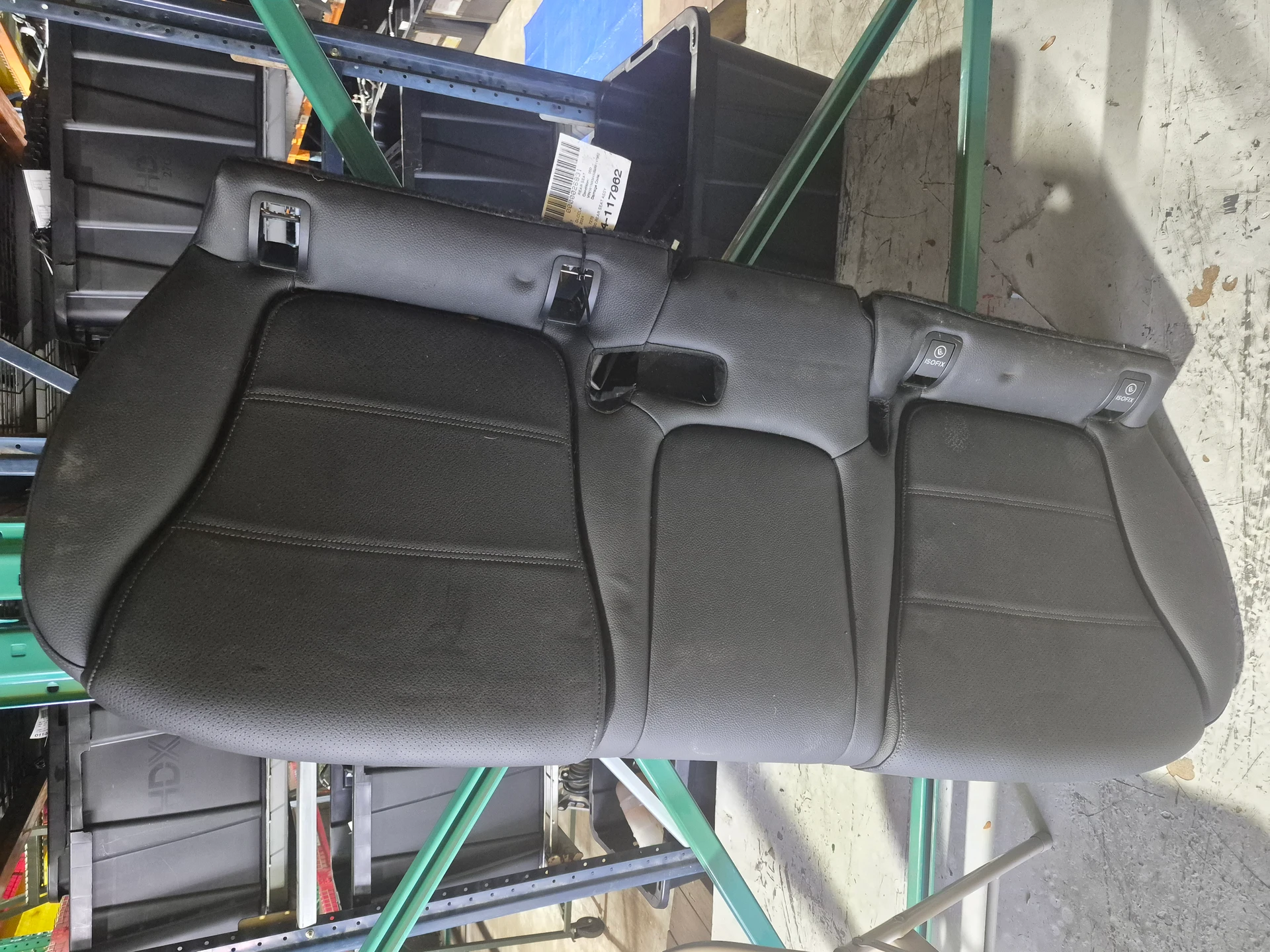 Rear Seat Assy · 4