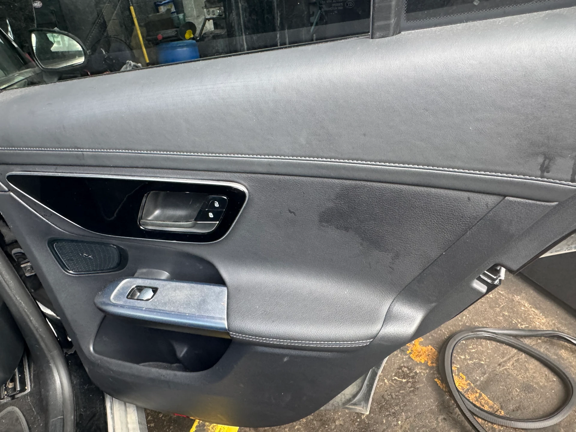 Rh Rear Window Motor · 1