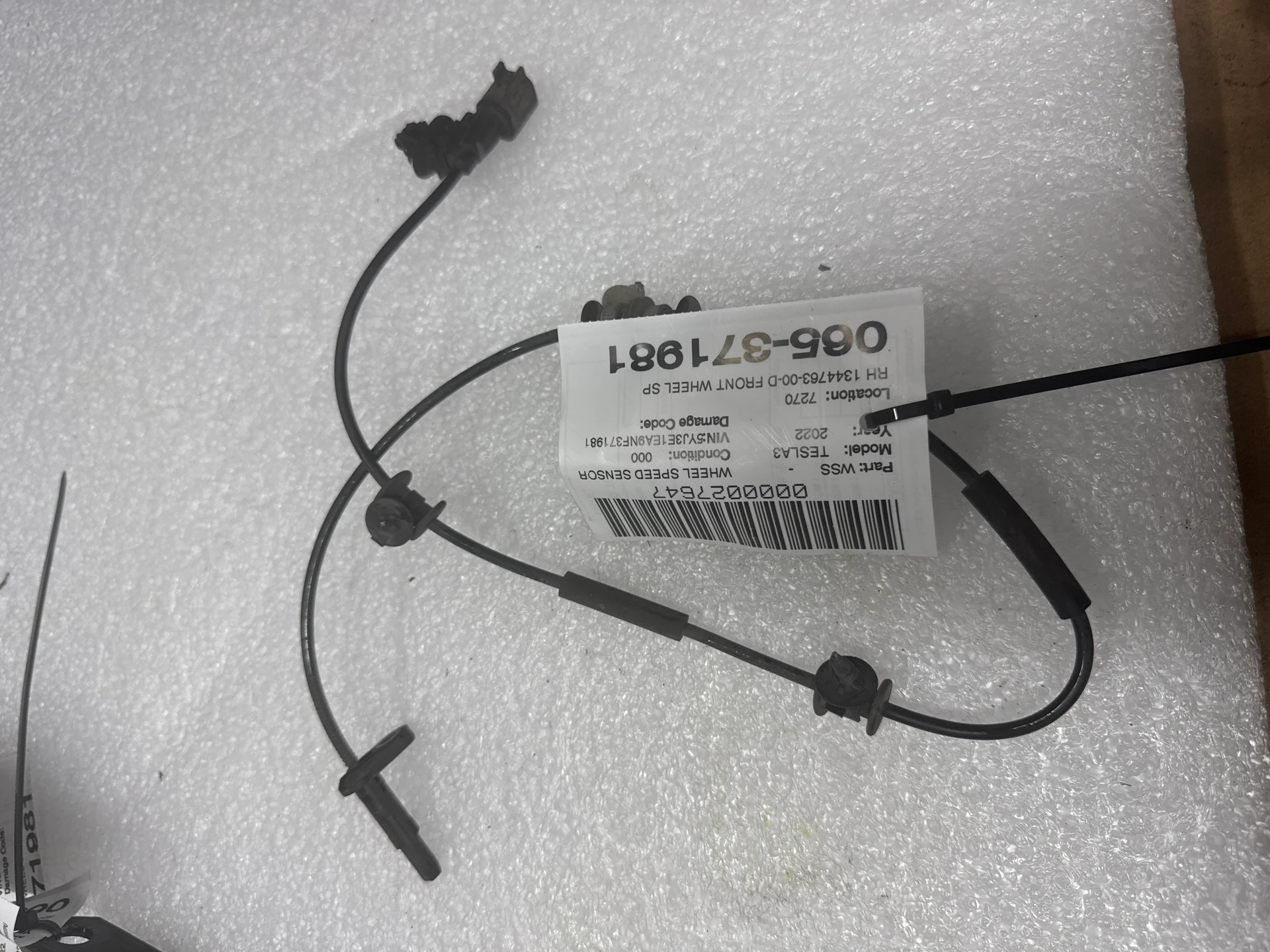 Rh Front Wheel Speed Sensor · 1