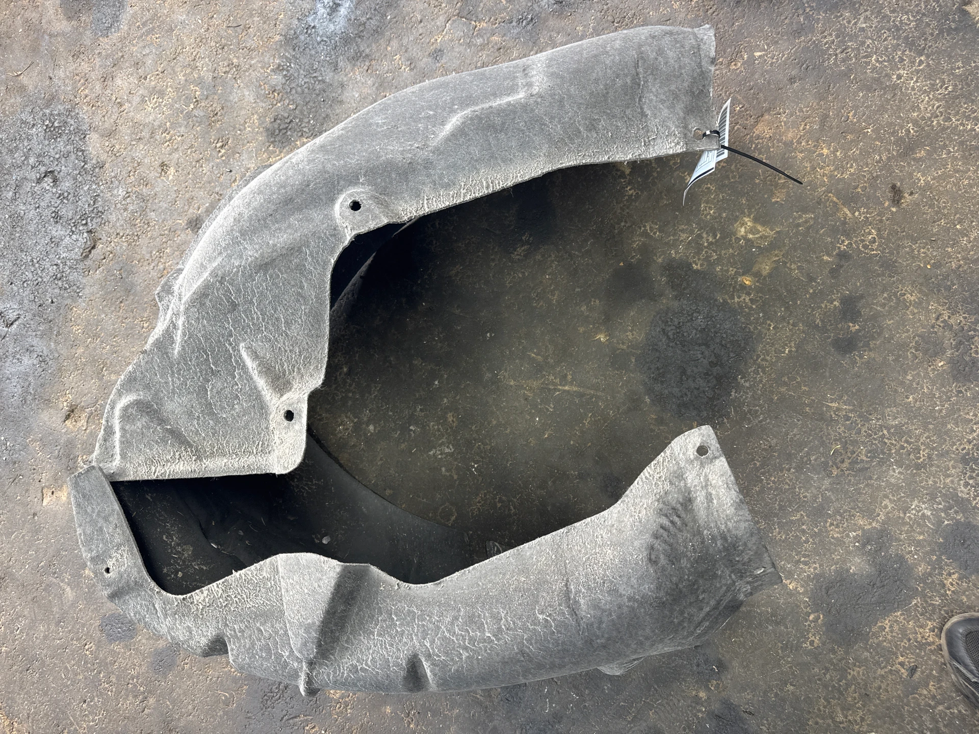 Lh Wheel Liner · 1