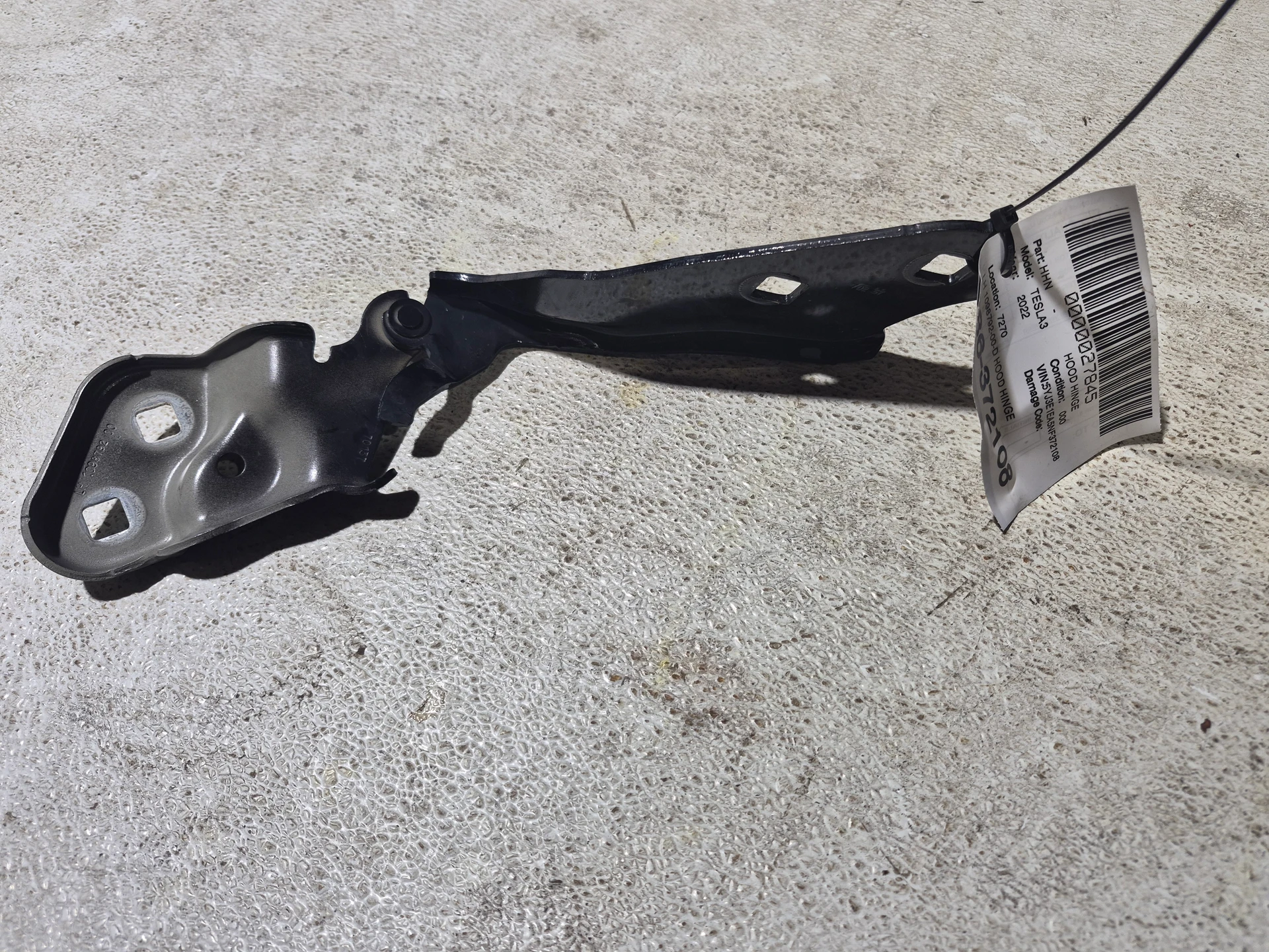 Lh Hood Hinge · 1