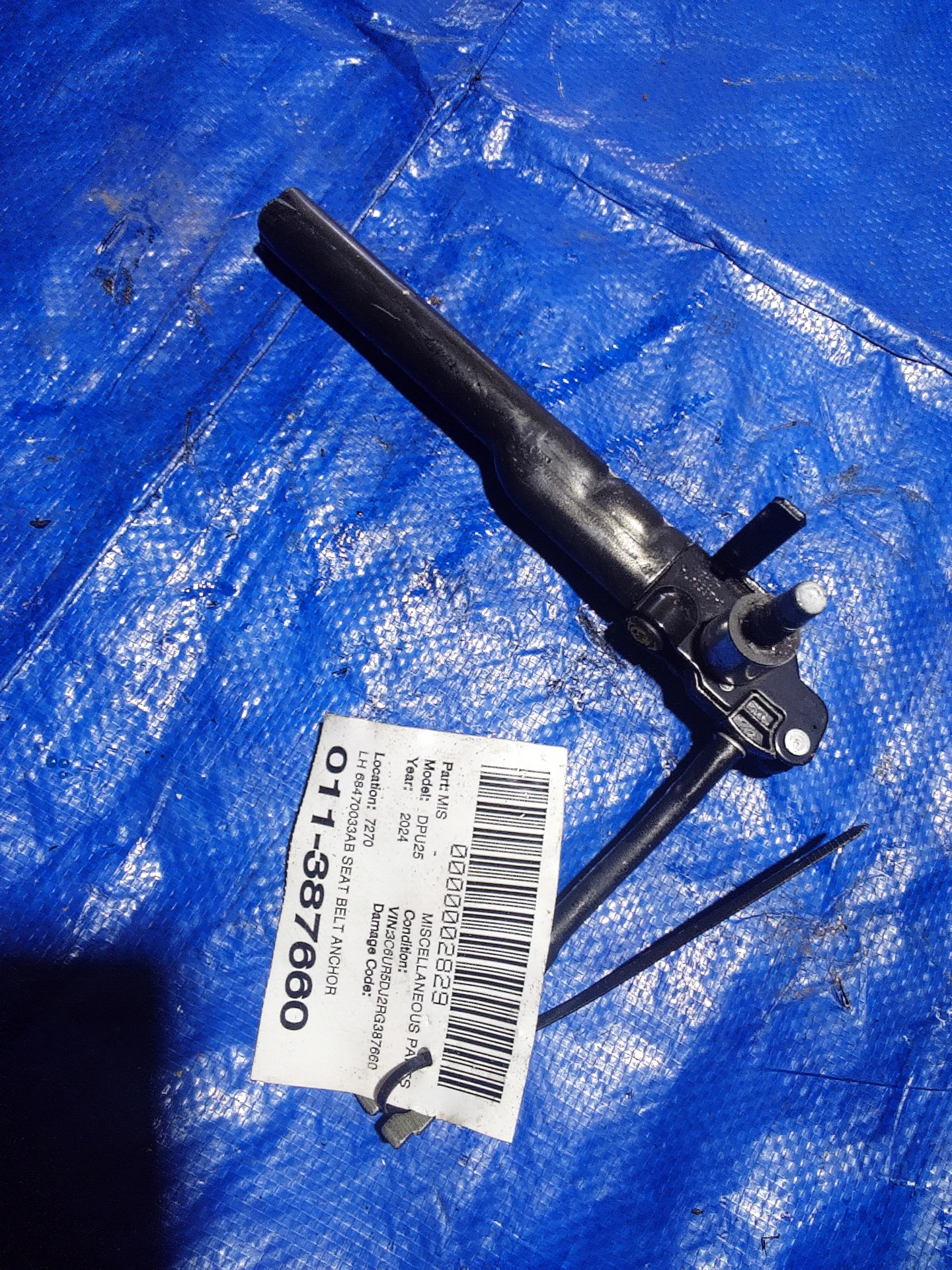 Lh Seat Belt Anchor · 1